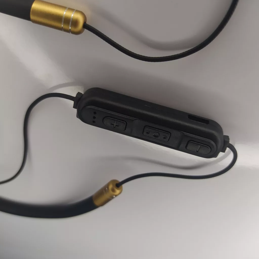 هندزفری اکسترا باس مدل M6