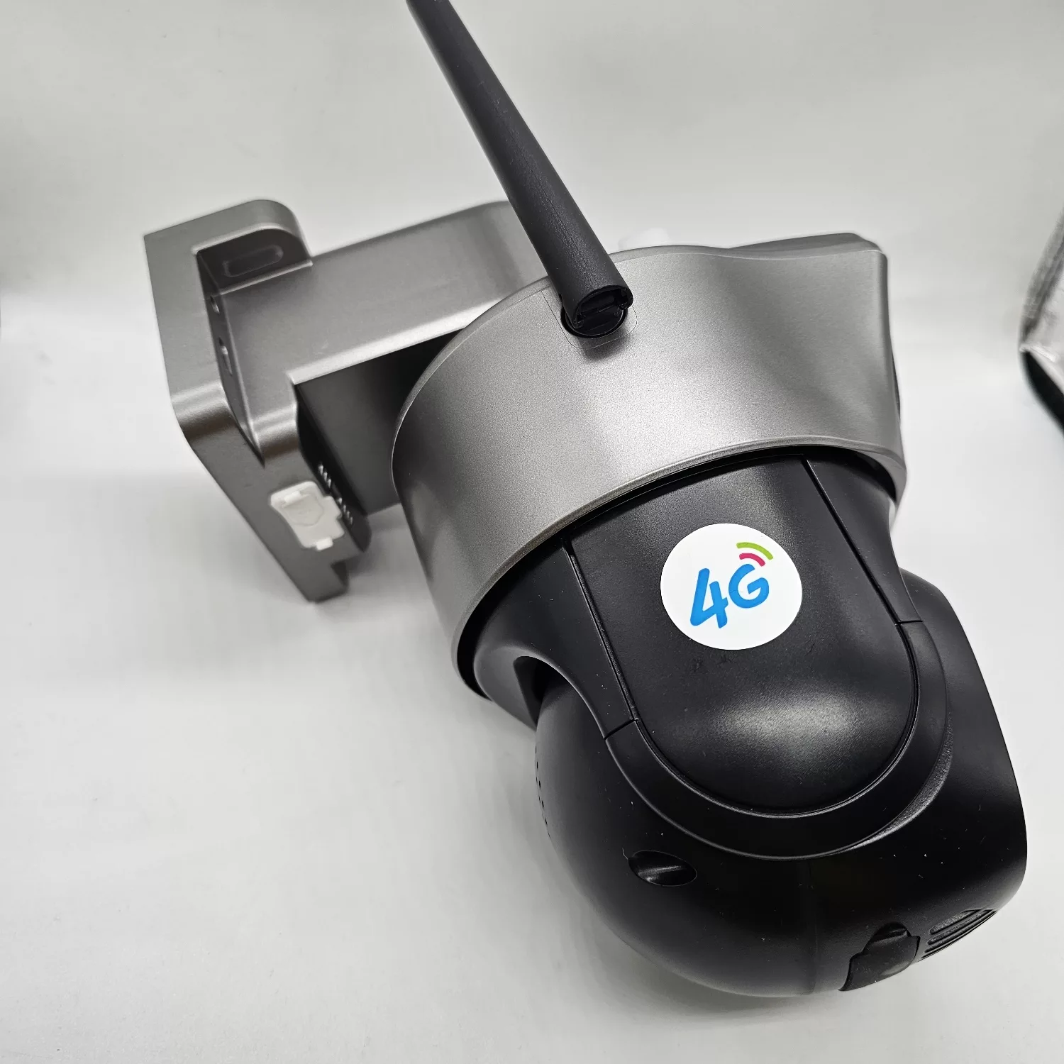 دوربین مداربسته تحت شبکه شارک مدل TP15-4G