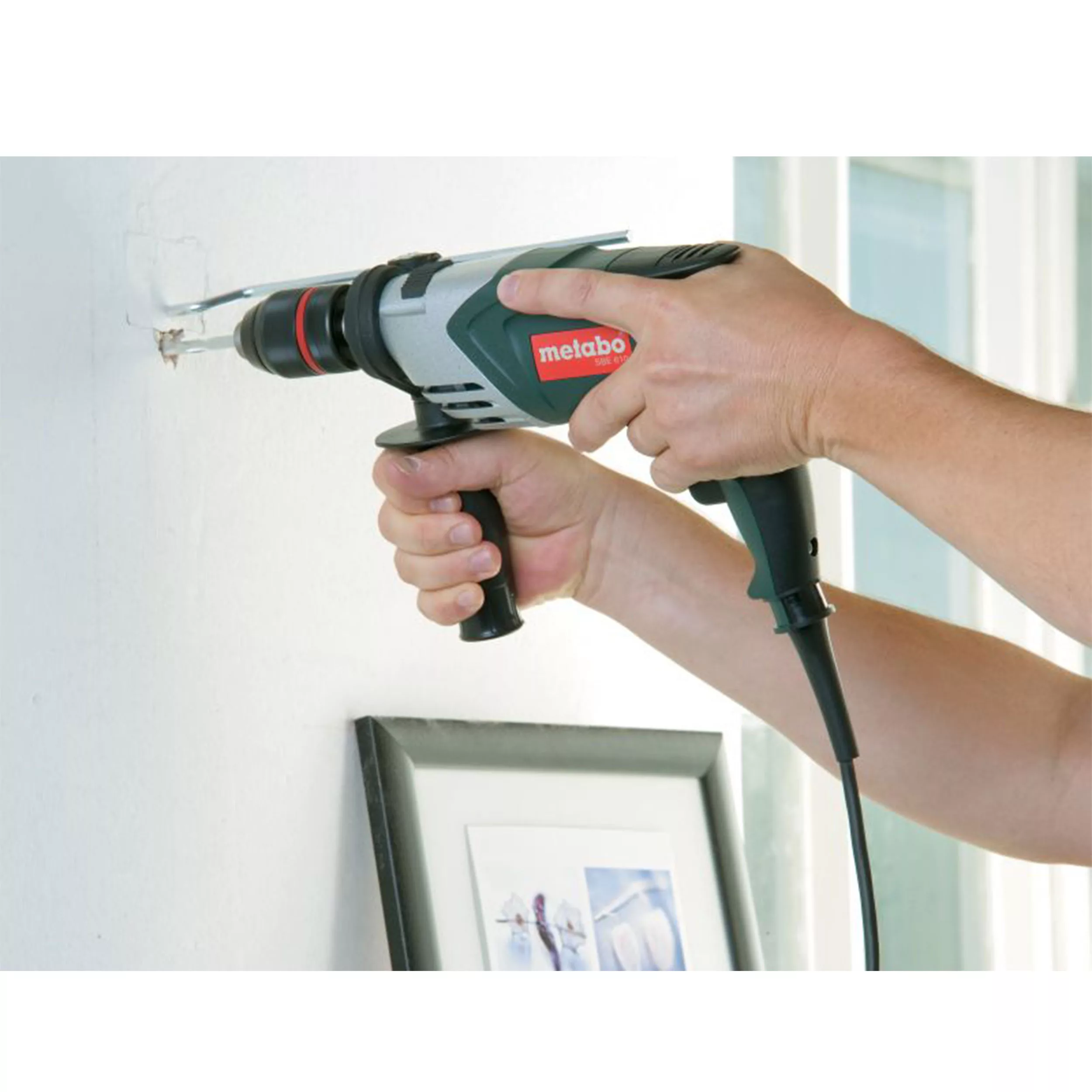 دریل چکشی متابو مدل SBE610