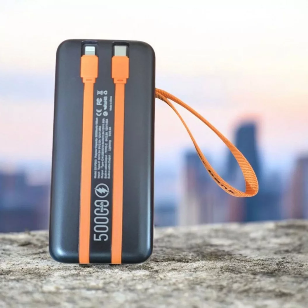 پاوربانک مدل 0MXM0 ظرفیت 50000 میلی آمپر ساعت