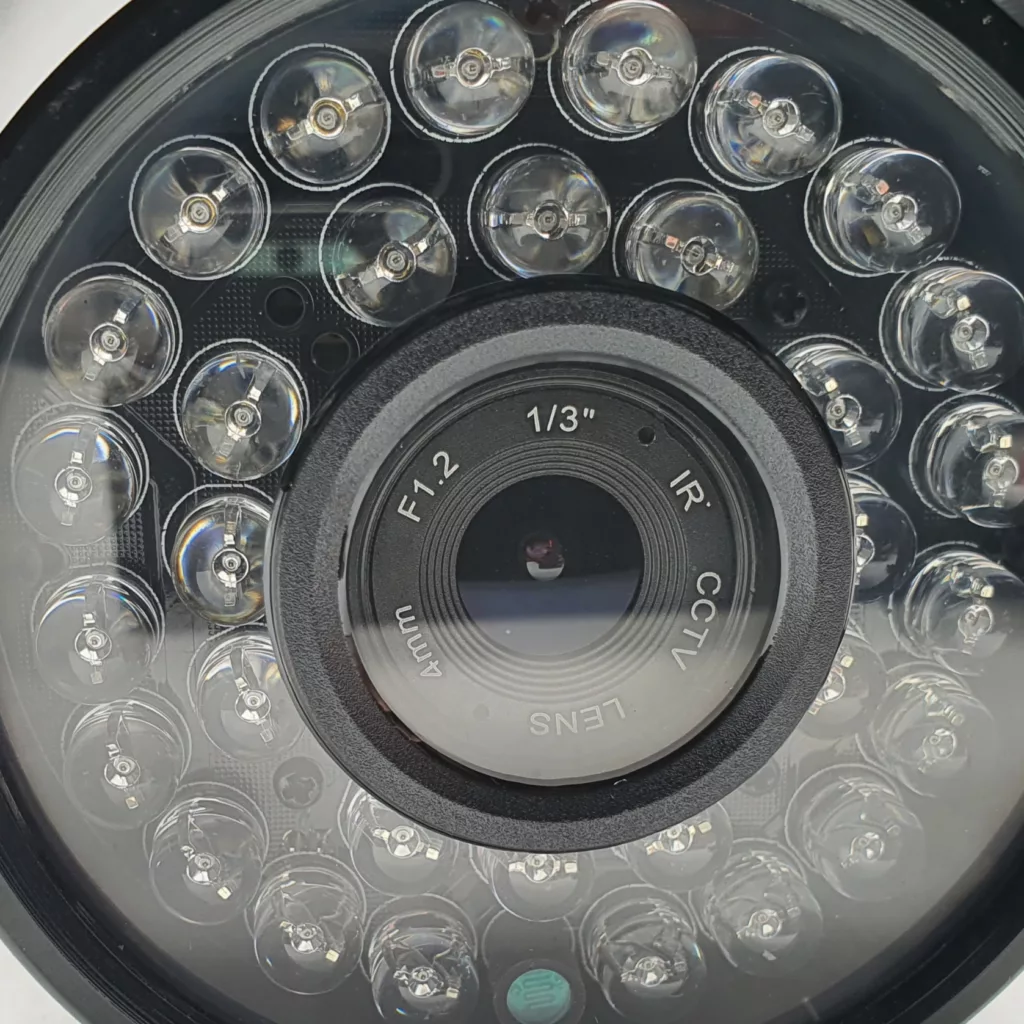 دوربین مداربسته آنالوگ استاروان مدل ST-650