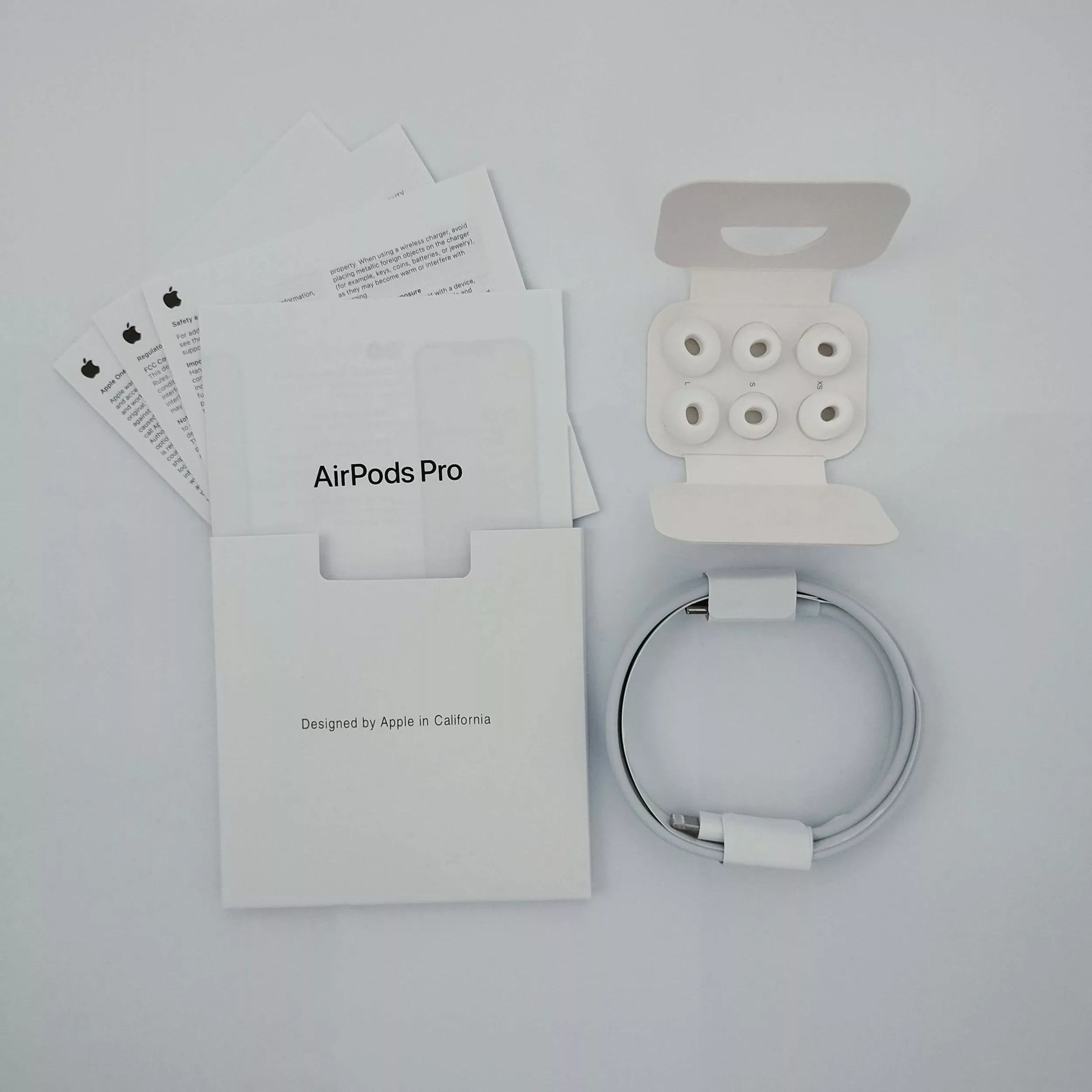 هدفون بلوتوثی مدل AirPods Pro 2nd Generation MQD83CHA