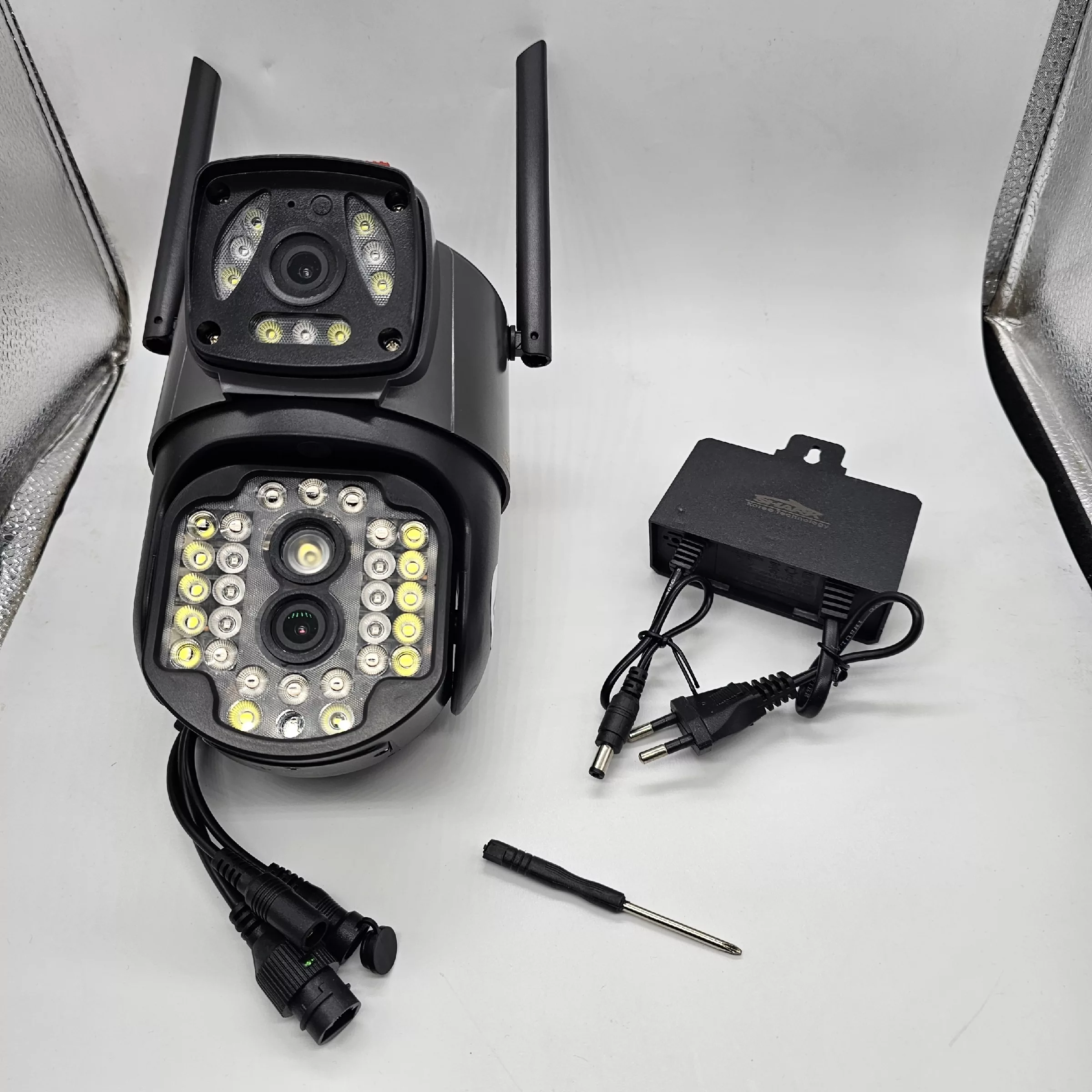 دوربین مداربسته تحت شبکه شارک مدل IPC-V380-A28-4G