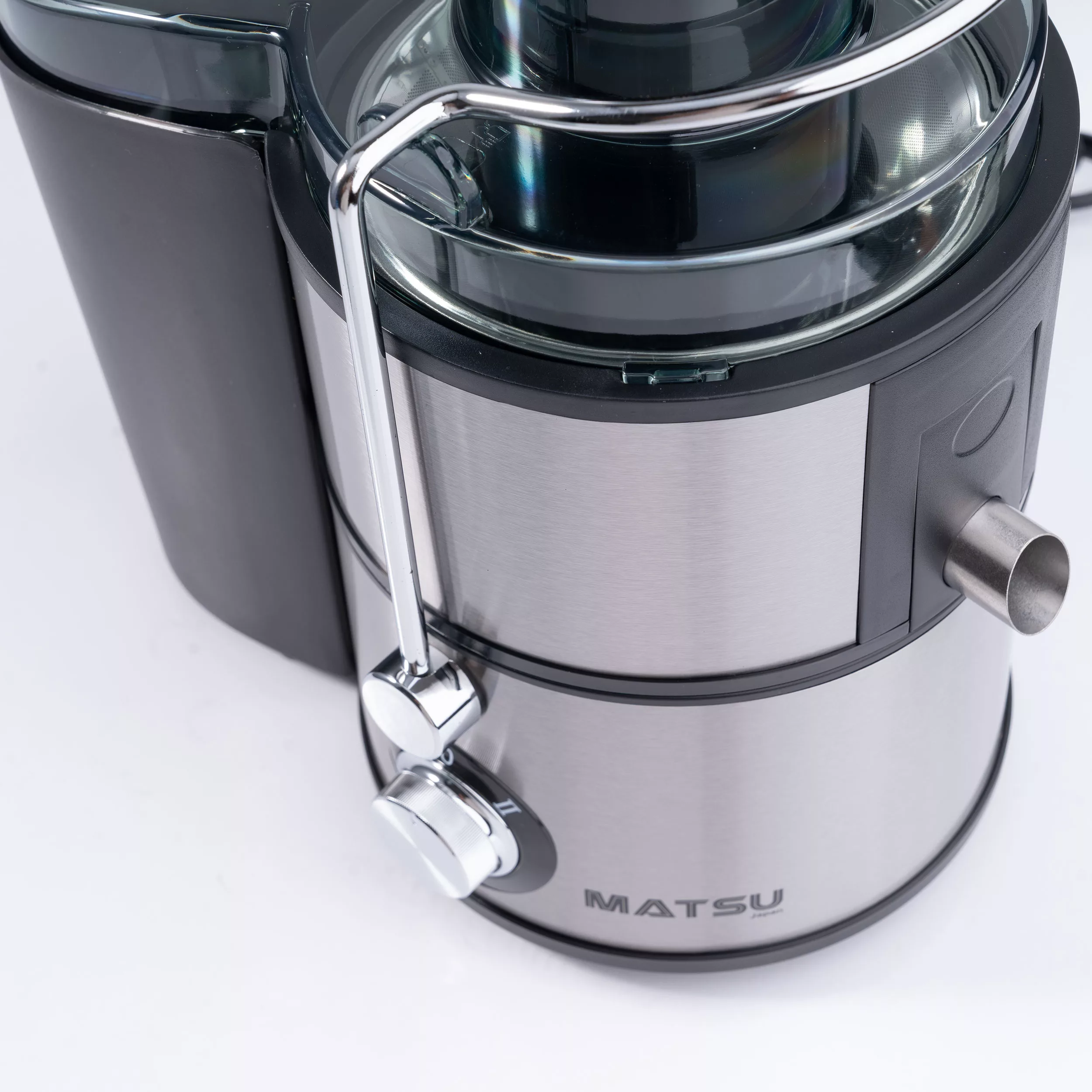 آبمیوه گیری ماتسو مدل MA-615