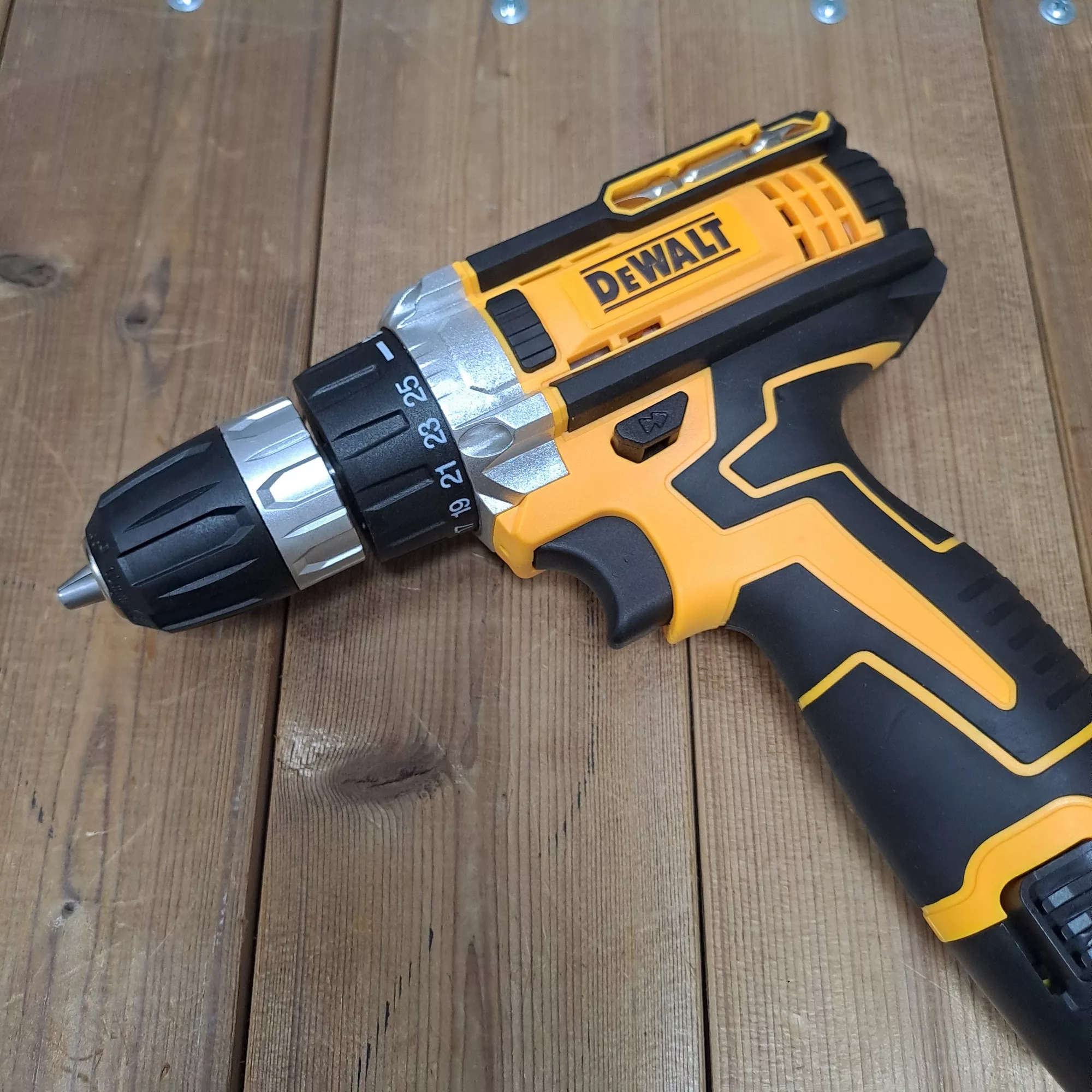 دریل پیچ گوشتی شارژی صنعتی  مدل 18V کد 01