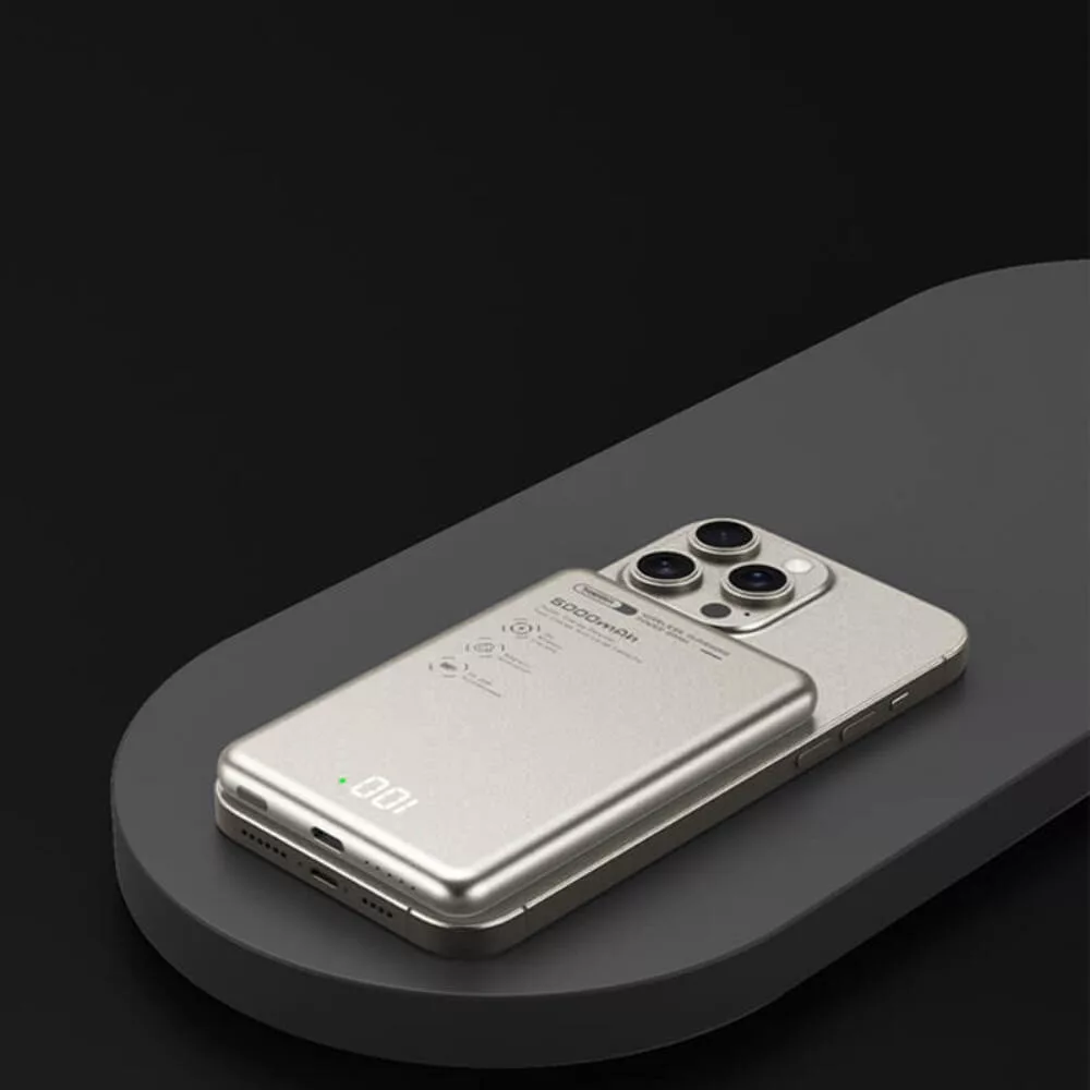 پاوربانک توتو مدل pd108 ظرفیت 10000 میلیآمپر ساعت