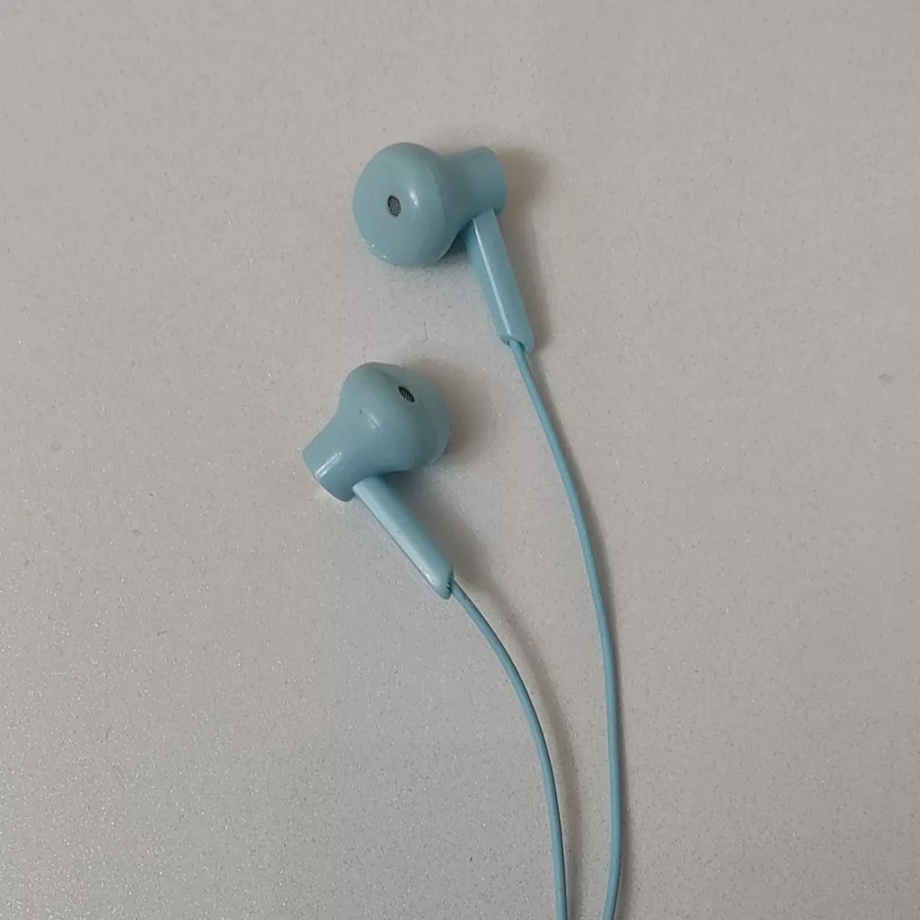 هندزفری مدل R-4