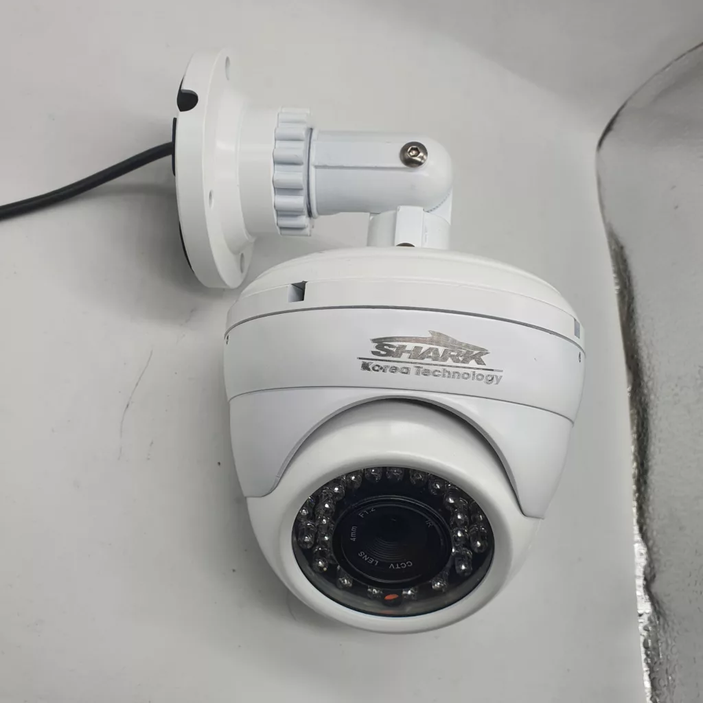 دوربین مداربسته آنالوگ شارک مدل SH-211