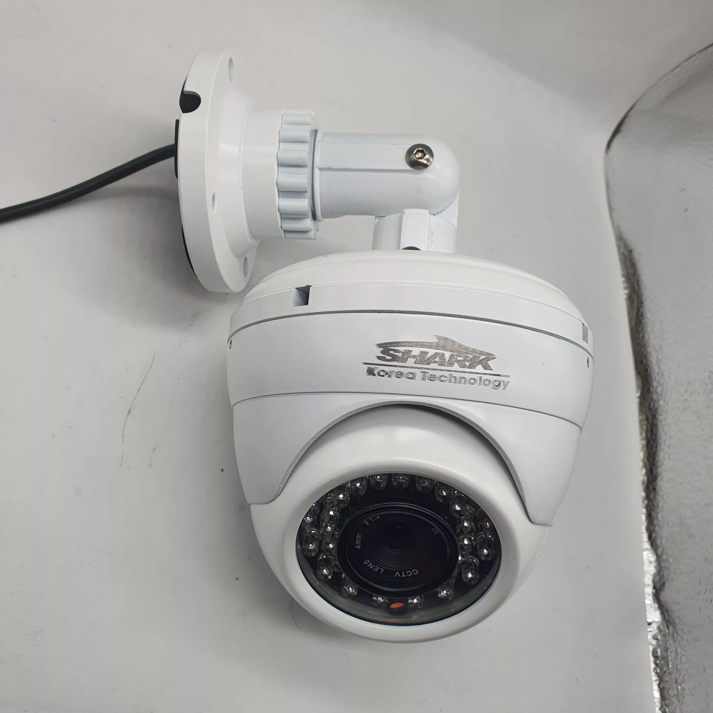 دوربین مداربسته آنالوگ شارک مدل SH-211