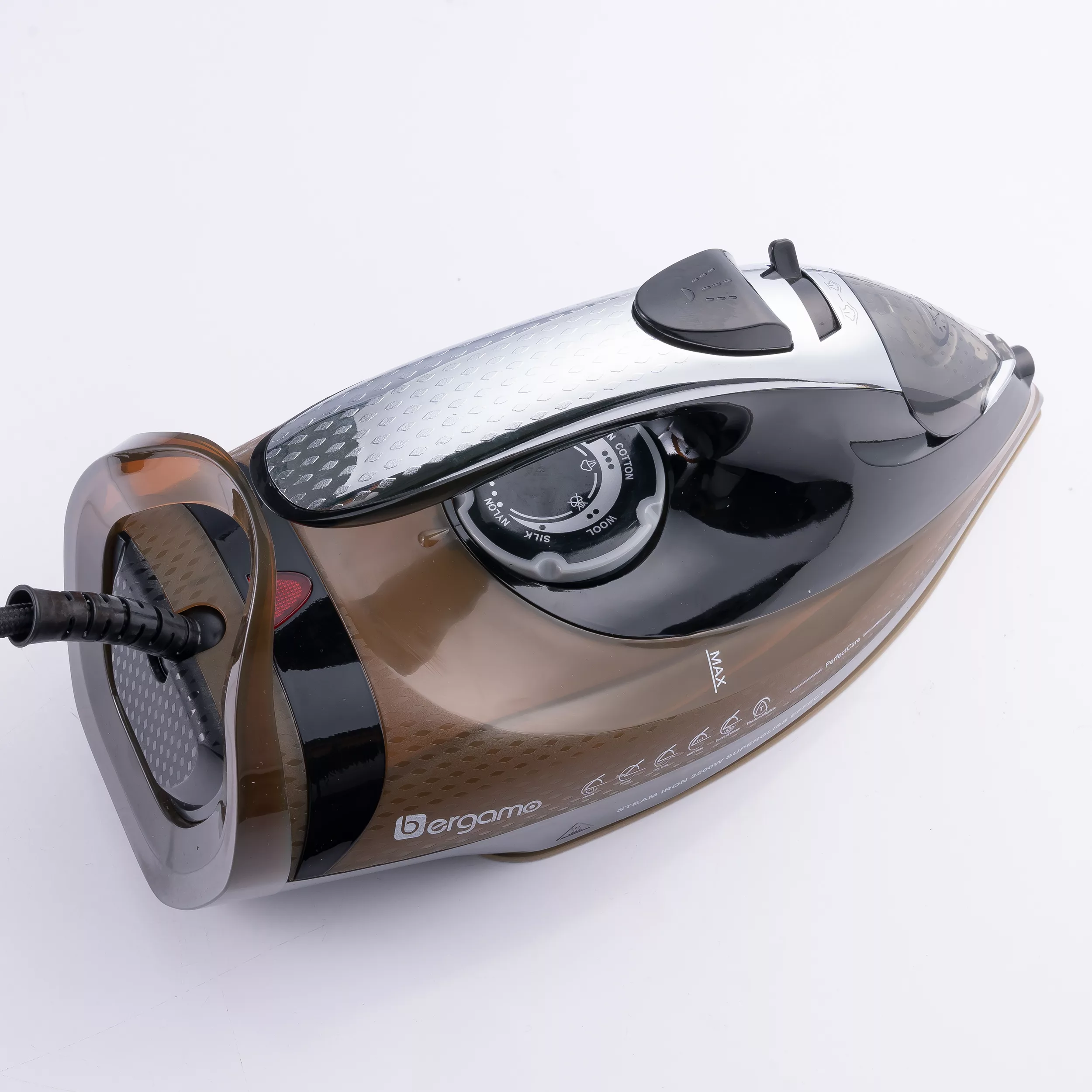 اتو بخار برگامو مدل BG-SI1174SCB