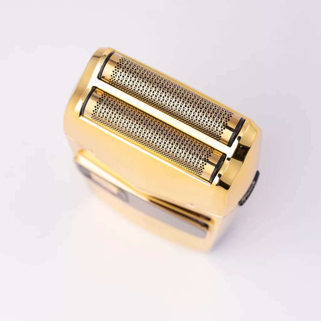 ماشین اصلاح موی صورت لایچی مدل L-801، اصلاح به صورت صفر زن، با قابلیت نمایش وضعیت باتری، تکنولوژی اصلاح به صورت شیو فویلی، اندازه اصلاح ، مدت زمان شارژ 120 دقیقه و مدت زمان استفاده پس از شارژ 90 دقیقه، دارای صفحه نمایش LED نشانگر وضعیت باتری