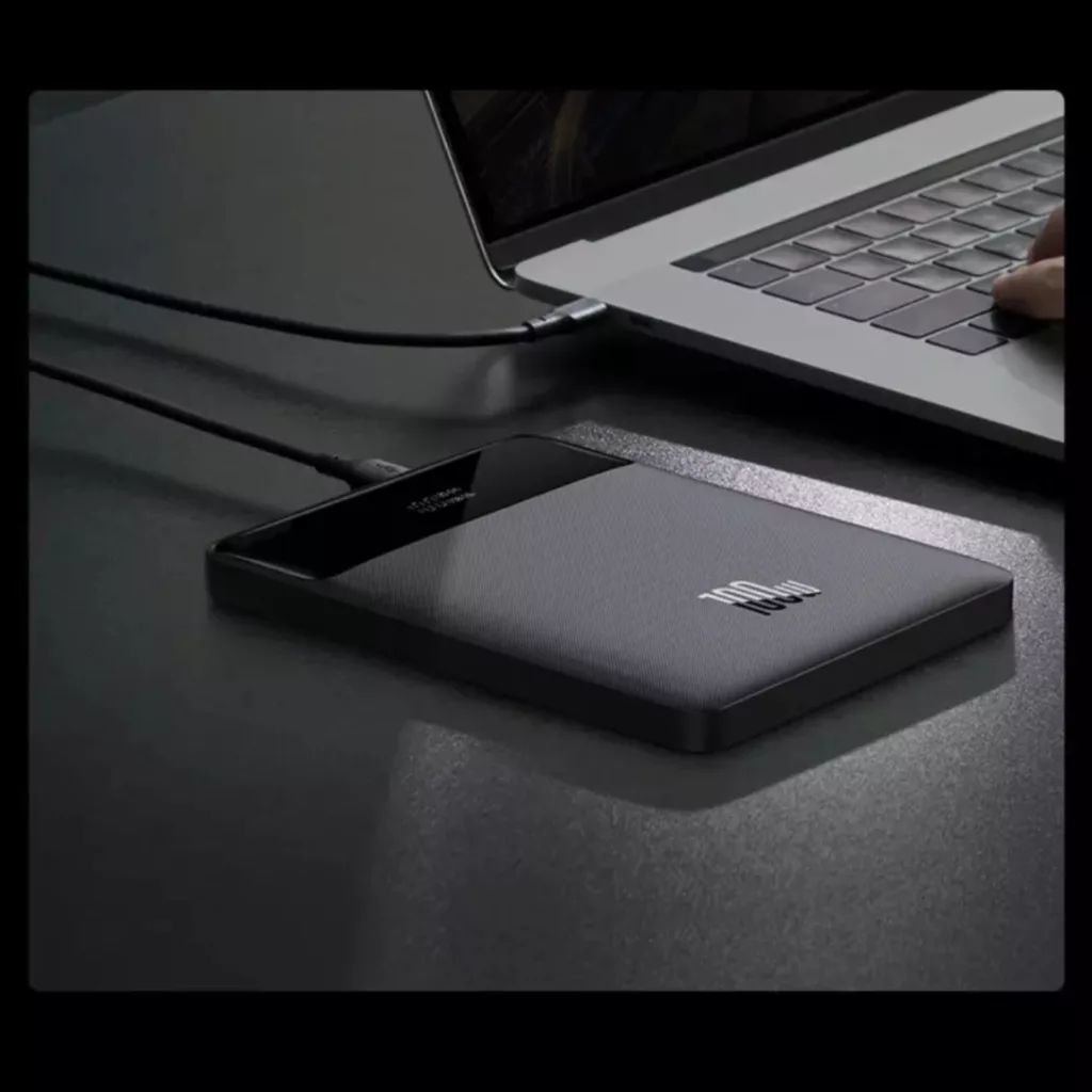 پاوربانک بیسوس مدل Blade HD Edition 100W  ظرفیت 20000 میلی آمپر ساعت