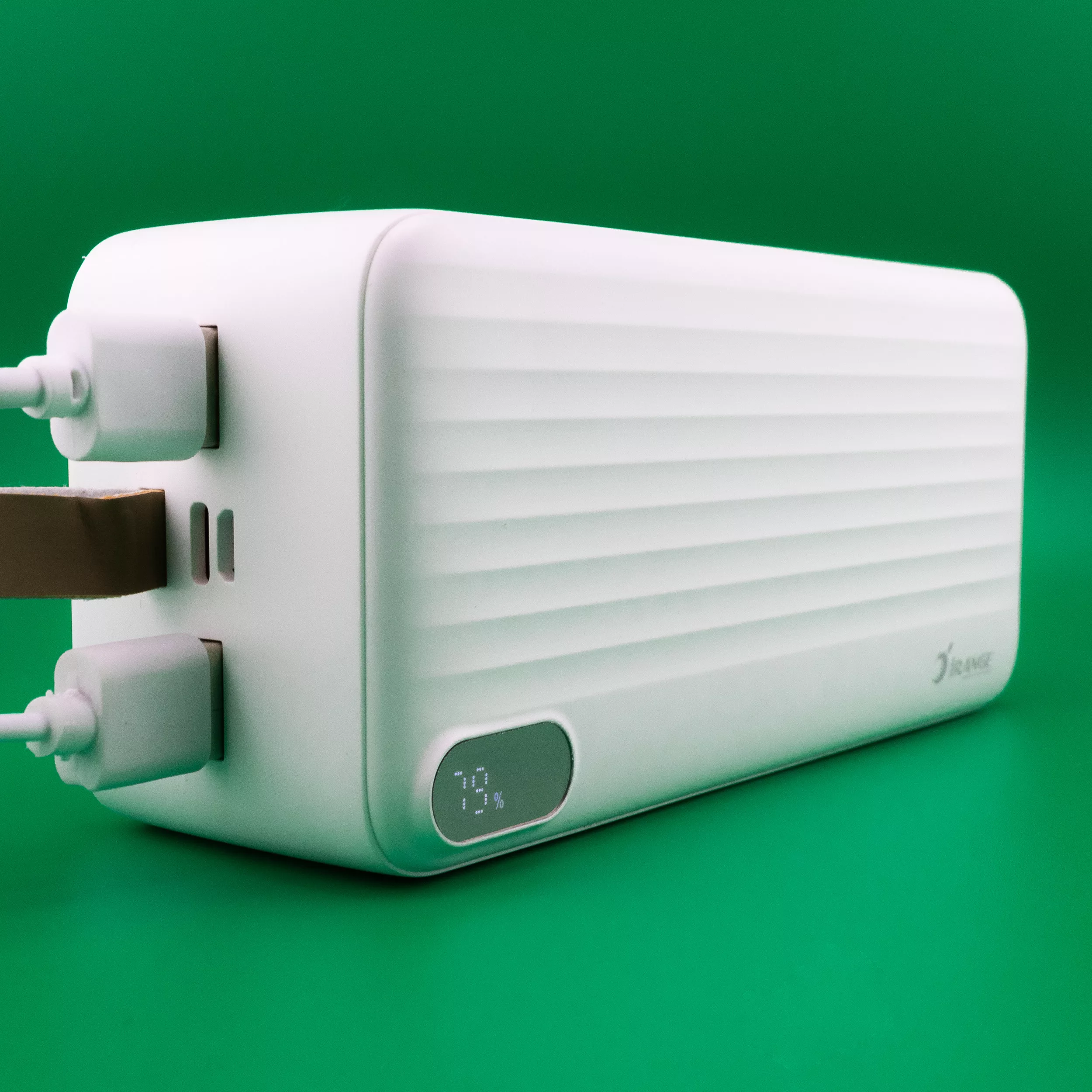 پاوربانک آیرنج مدل IR - D136 ظرفیت 40000 میلیآمپرساعت