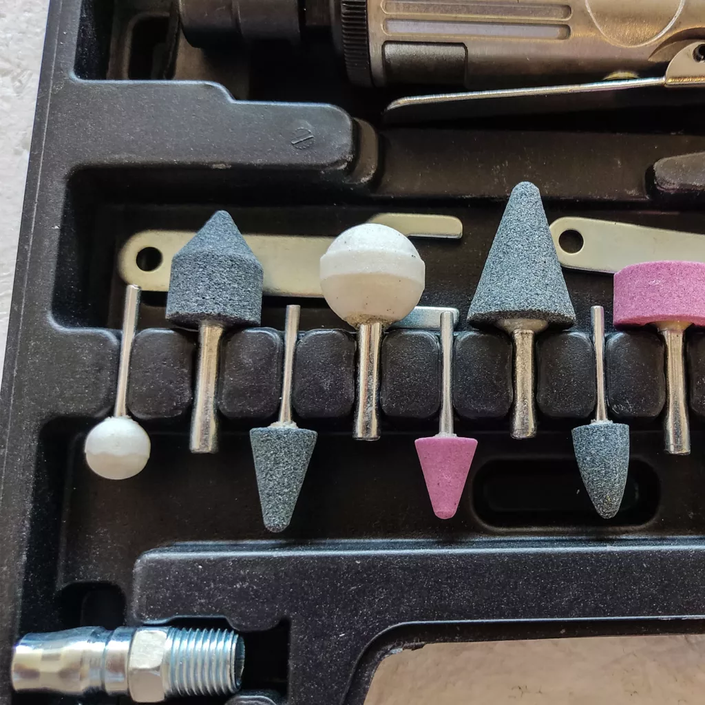 فرز انگشتی بادی ایر دای گریندر کیت مدل QSWD - 2212 مجموعه 16 عددی