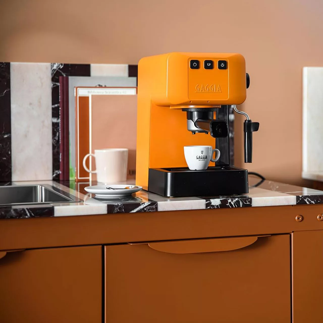 اسپرسو ساز ۱۲۰۰ میلیلیتر گاگیا مدل EG2109/05