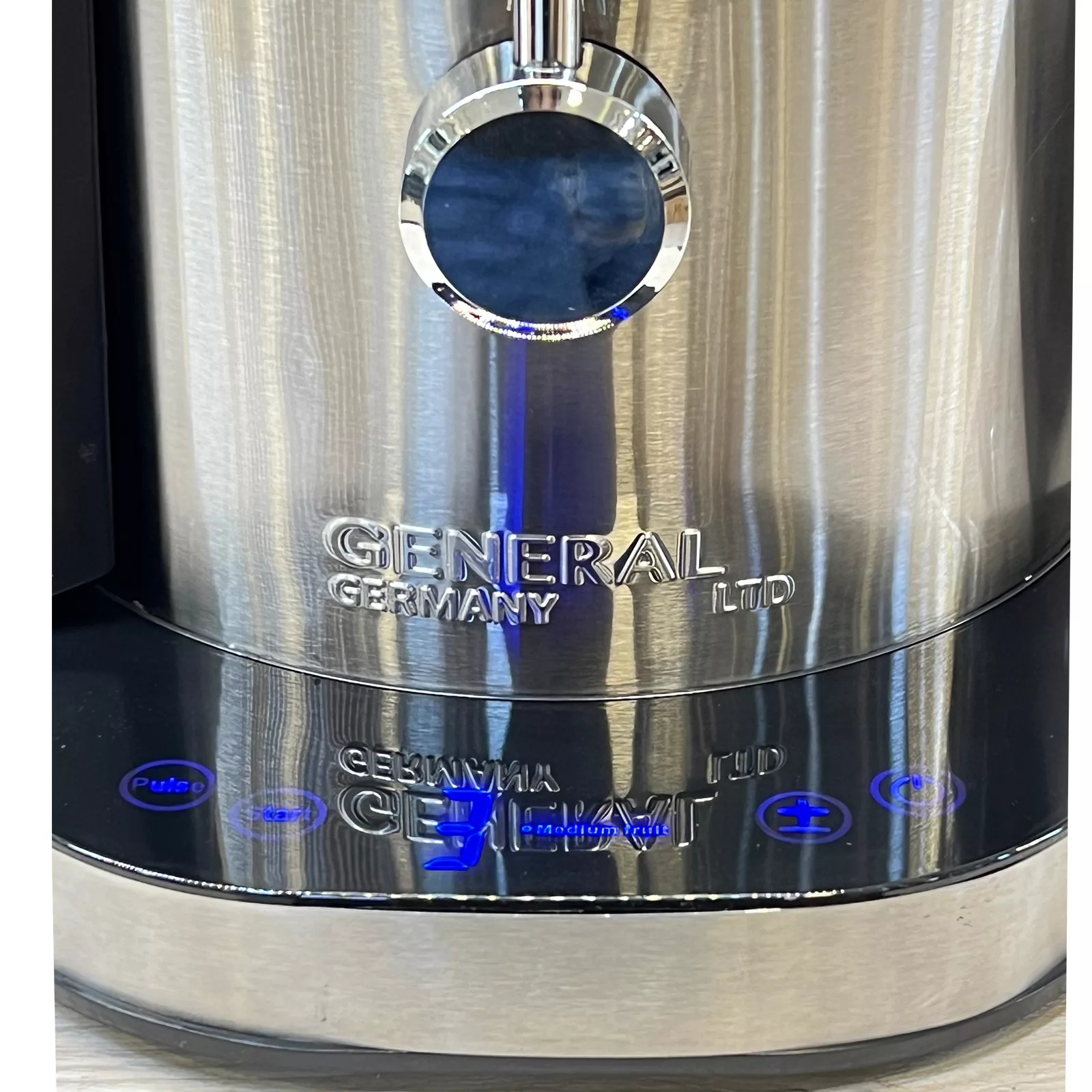 آبمیوه گیری جنرال پلاس مدل GN088