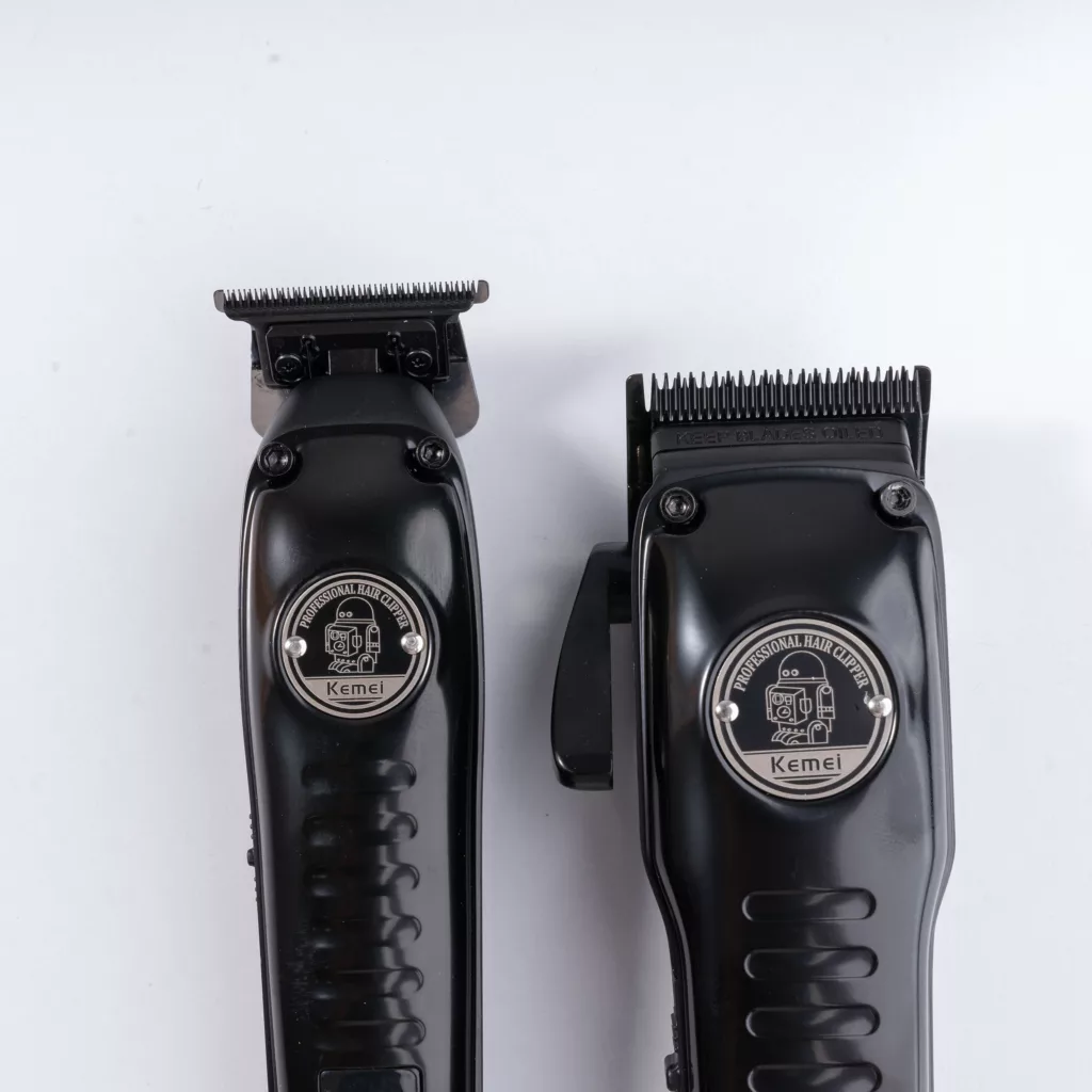 ماشین اصلاح موی سر و صورت کیمی مدل KM-1827 بسته 2 عددی