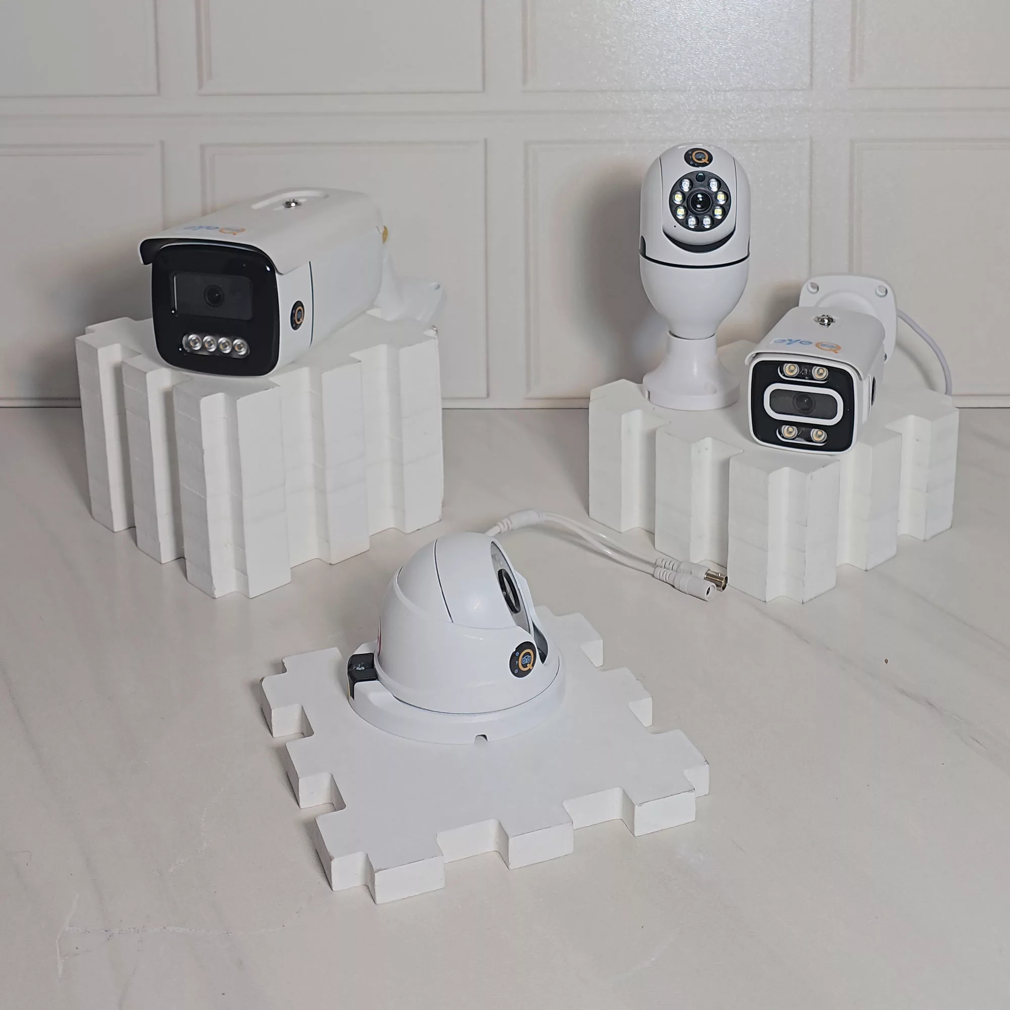 دوربین مداربسته آی کیو مدل Full-Color کد Ai-v35