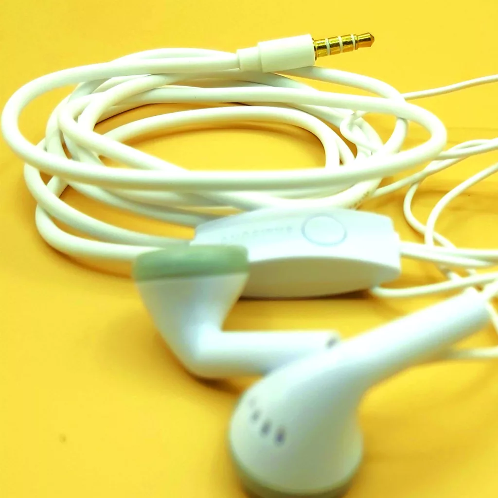 هندزفری مدل j2