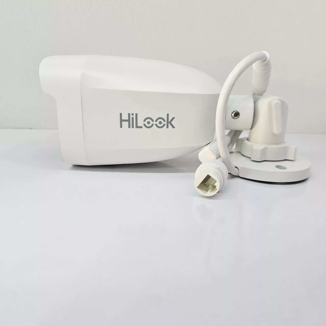 دوربین مداربسته تحت شبکه هایلوک مدل IPC-B440HA-LU