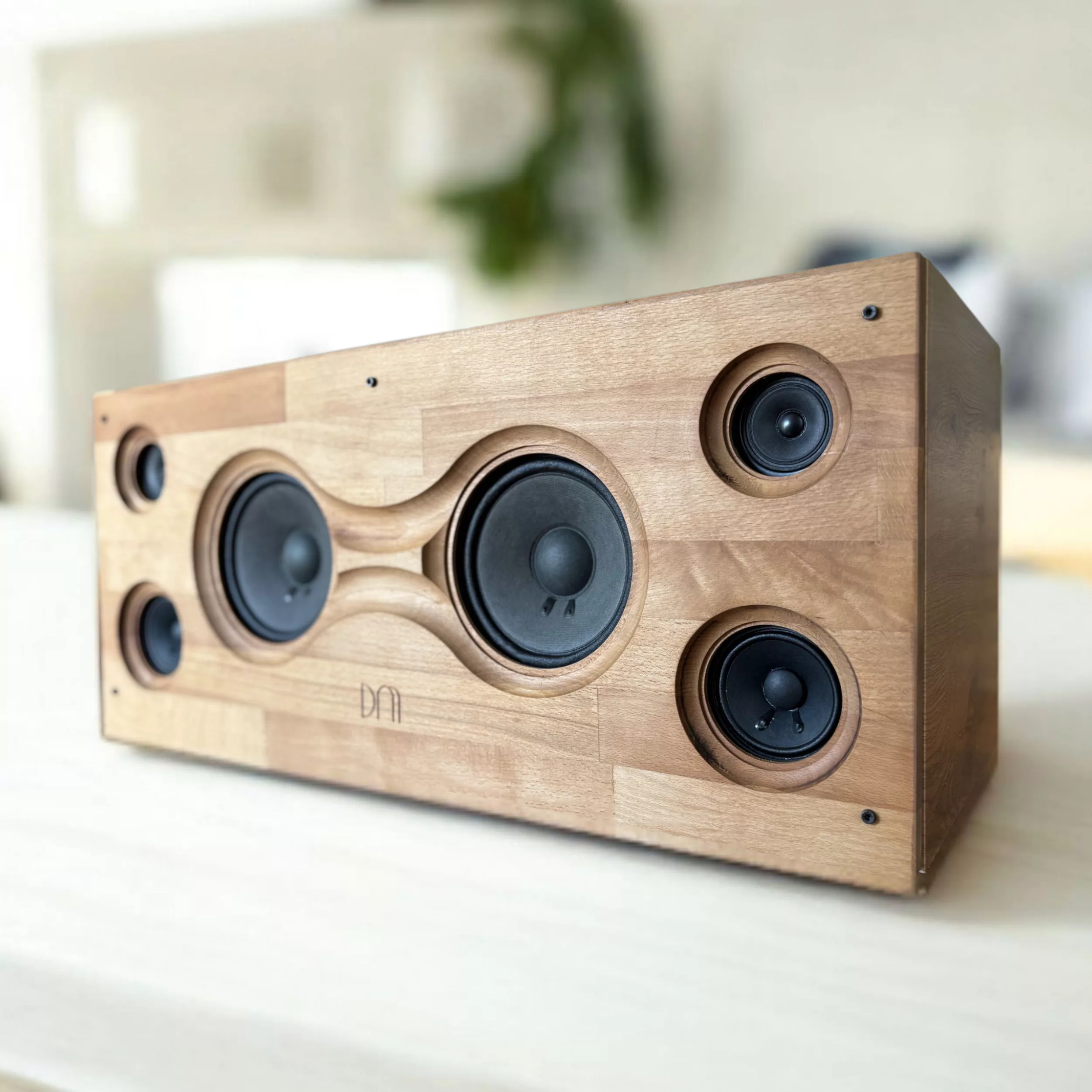 اسپیکر بلوتوثی قابل حمل دکومینال مدل P200