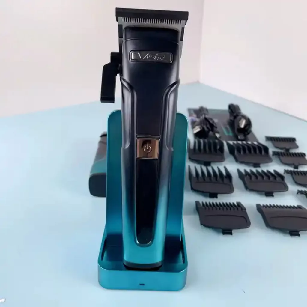 ماشین اصلاح موی سر و صورت وی جی ار مدل v-694 مجموعه 3 عددی