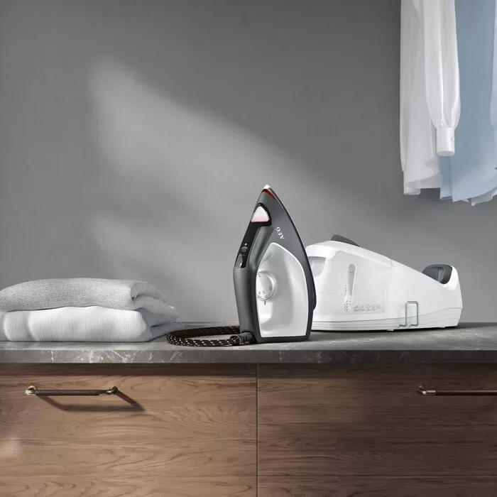 اتو مخزن دار آ ا گ مدل ST6-1-8EG