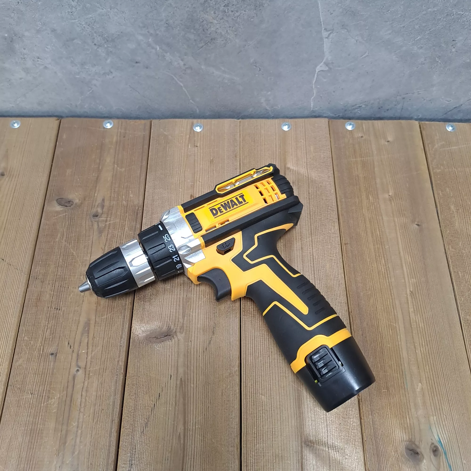 دریل پیچ گوشتی شارژی صنعتی  مدل 18V کد 01