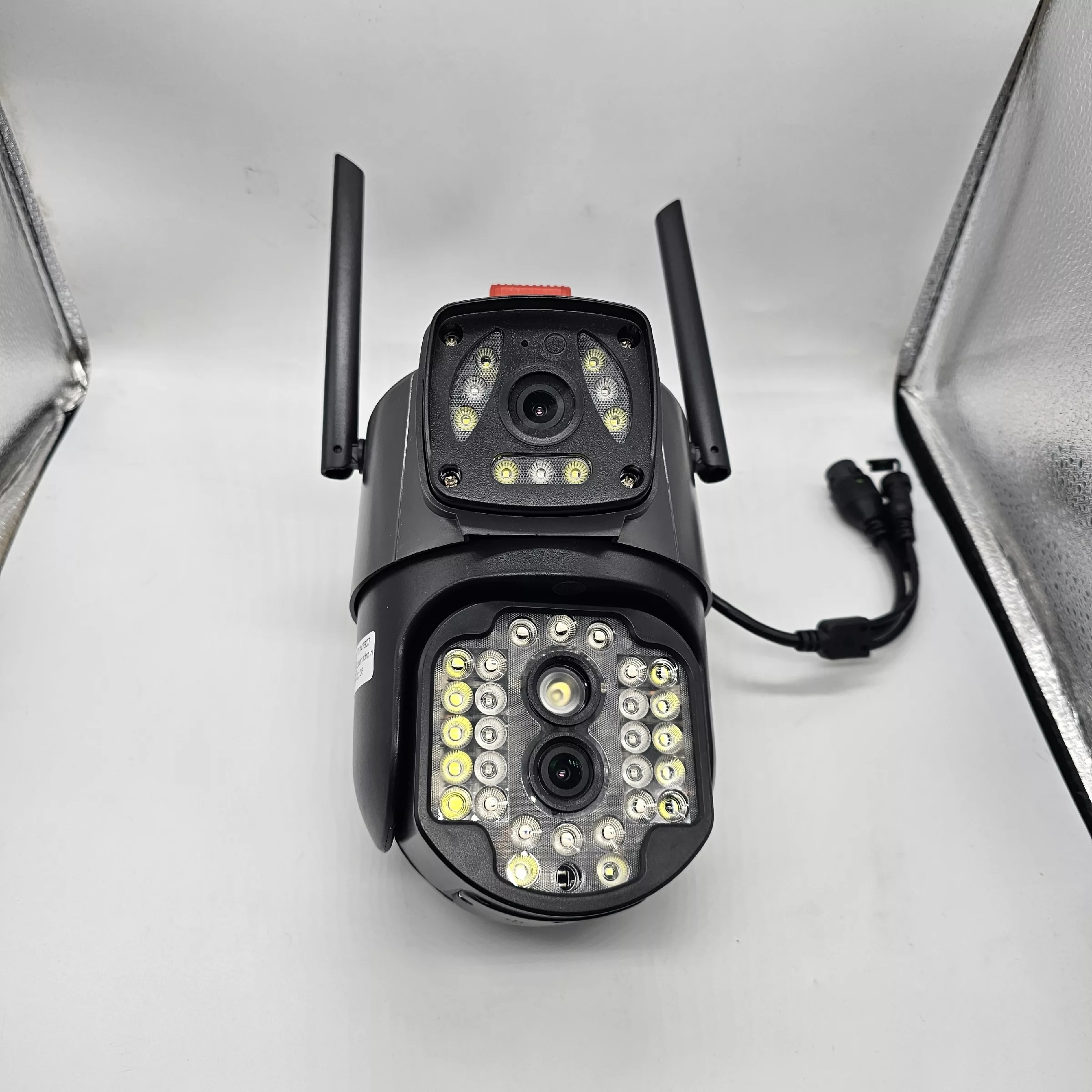 دوربین مداربسته تحت شبکه شارک مدل IPC-V380-A28-WIFI