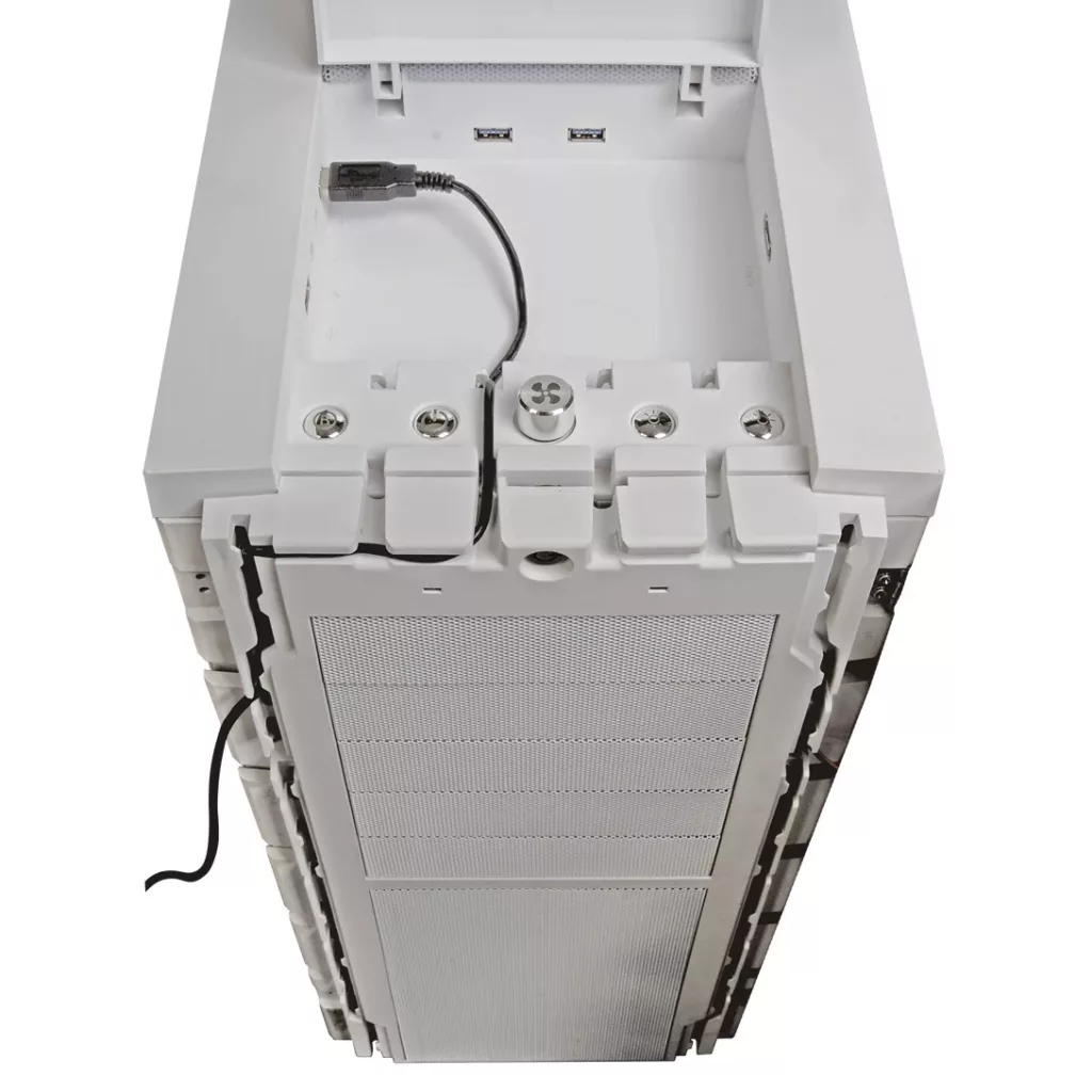 کیس کامپیوتر گیمینگ مدل BitFenix - Colossus White