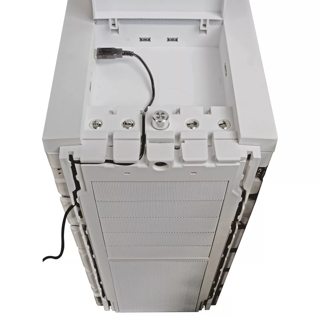 کیس کامپیوتر گیمینگ مدل BitFenix - Colossus White