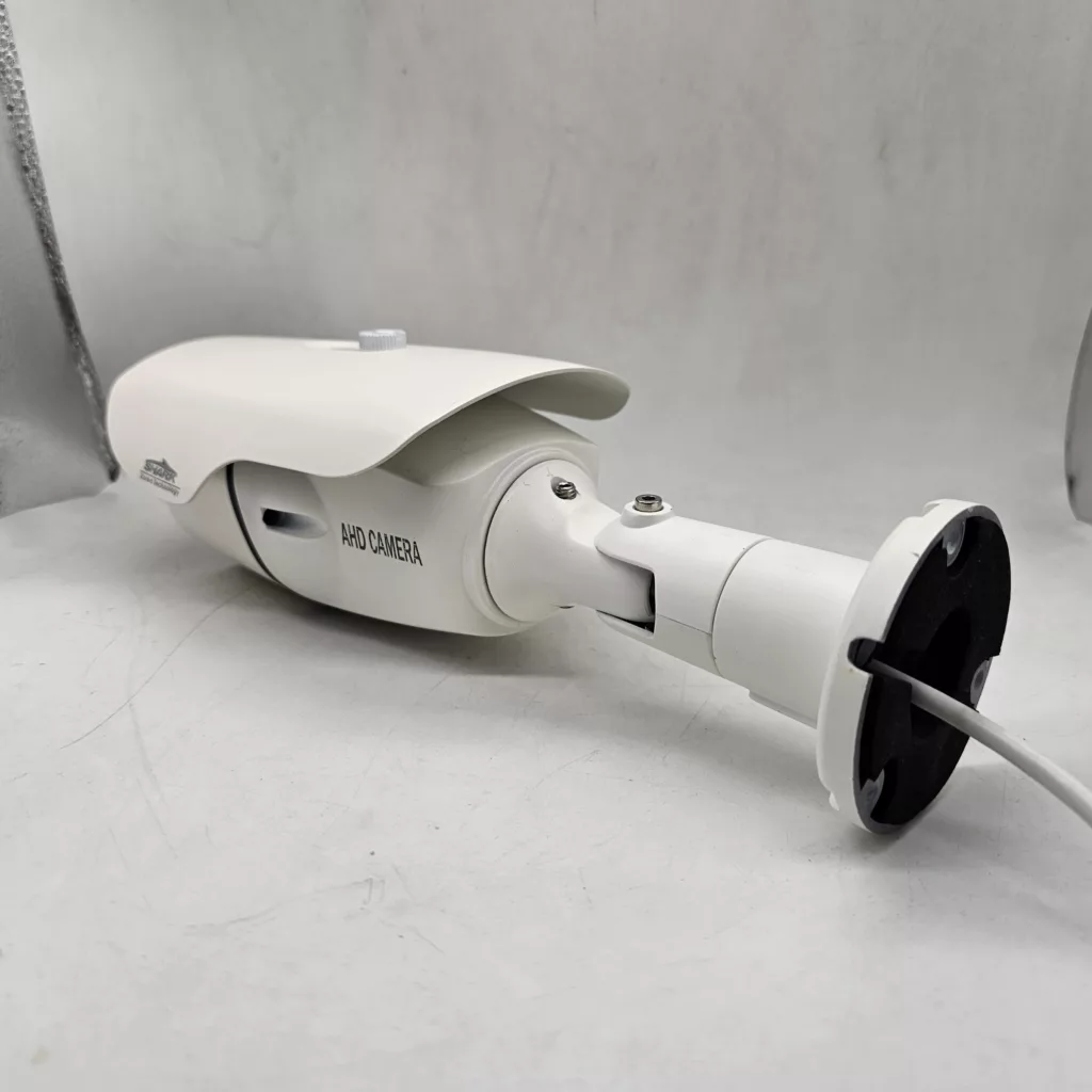 دوربین مداربسته شارک مدل warm light-SH4090FTL53AHD