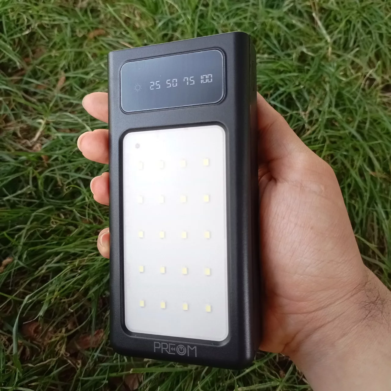 پاور بانک خورشیدی مدل ZHY-308DC ظرفیت 20000میلی‌آمپر ساعت