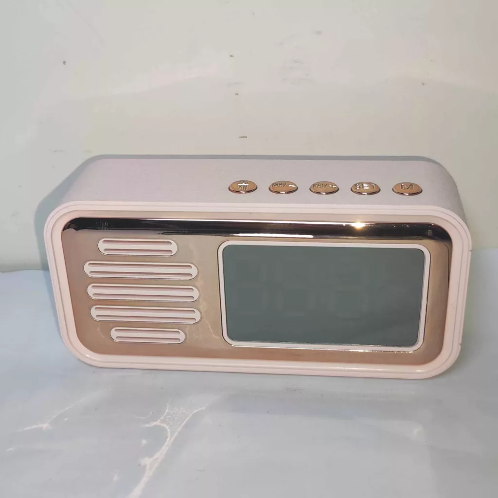 اسپیکر بلوتوثی قابل حمل مدل ساعت دار کد S22