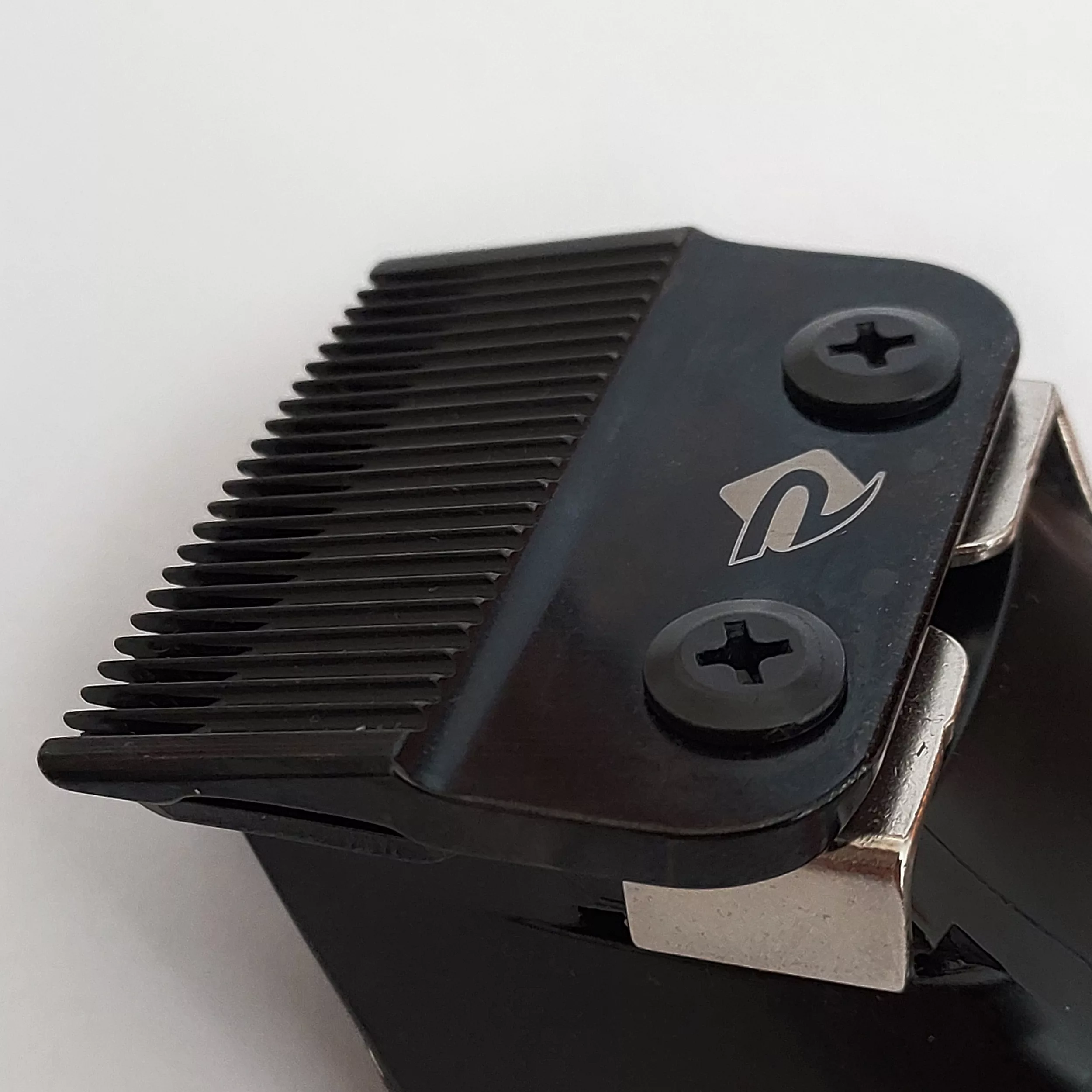 ماشین اصلاح موی سر شارژی رزونال مدل Genio Clipper