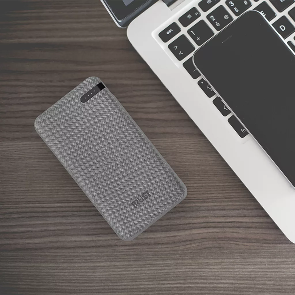 پاوربانک تراست مدل P223D ظرفیت 20000 میلی آمپر ساعت