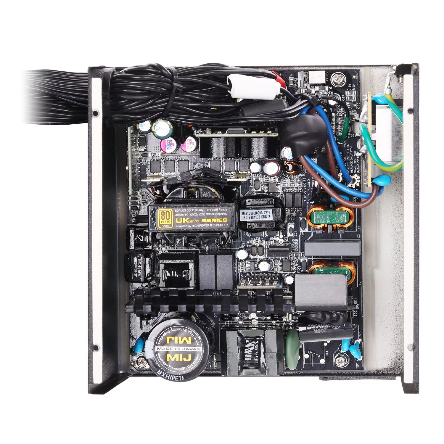 منبع تغذیه کامپیوتر گرین مدل GP700A-UK EVO