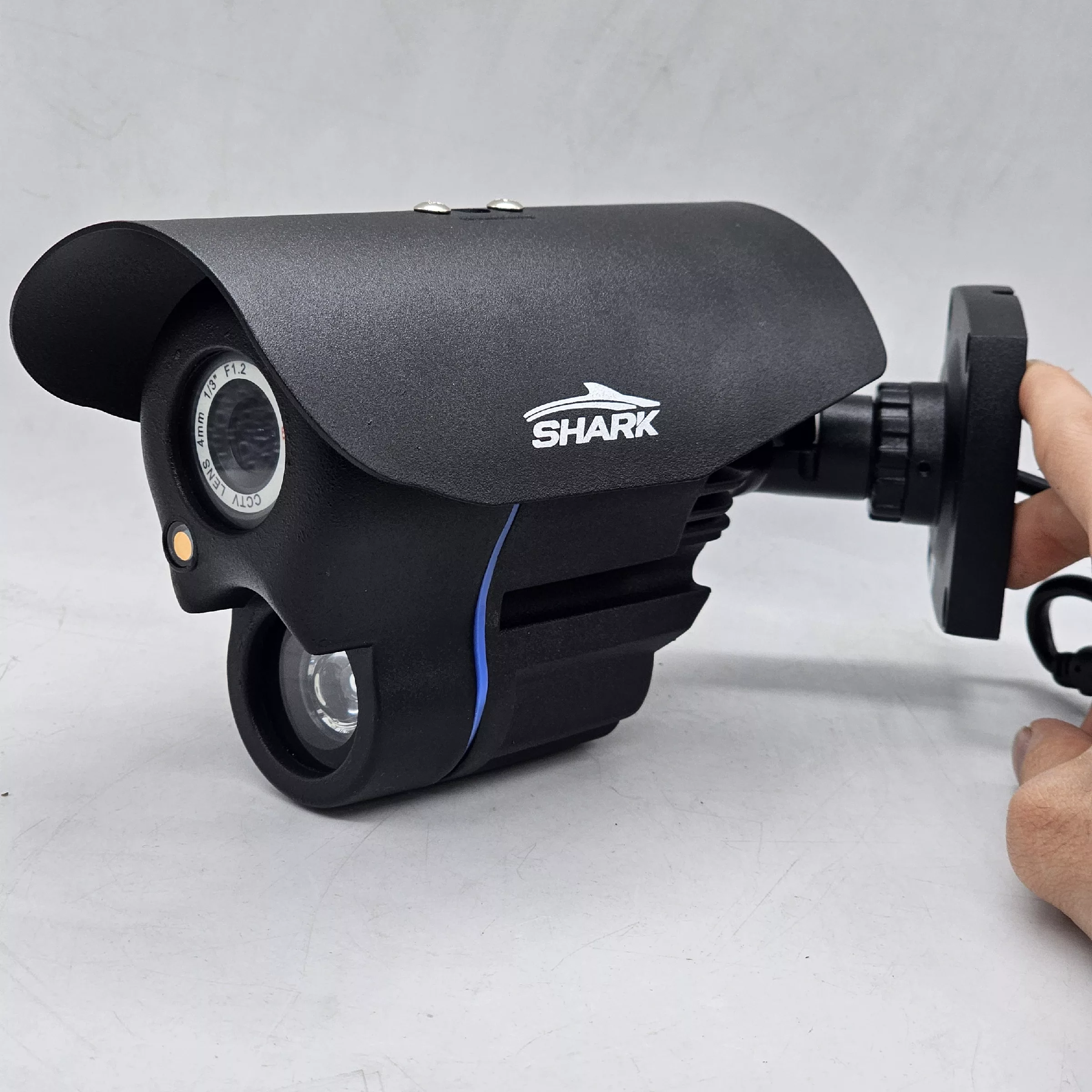 دوربین مداربسته آنالوگ شارک مدل SH-880