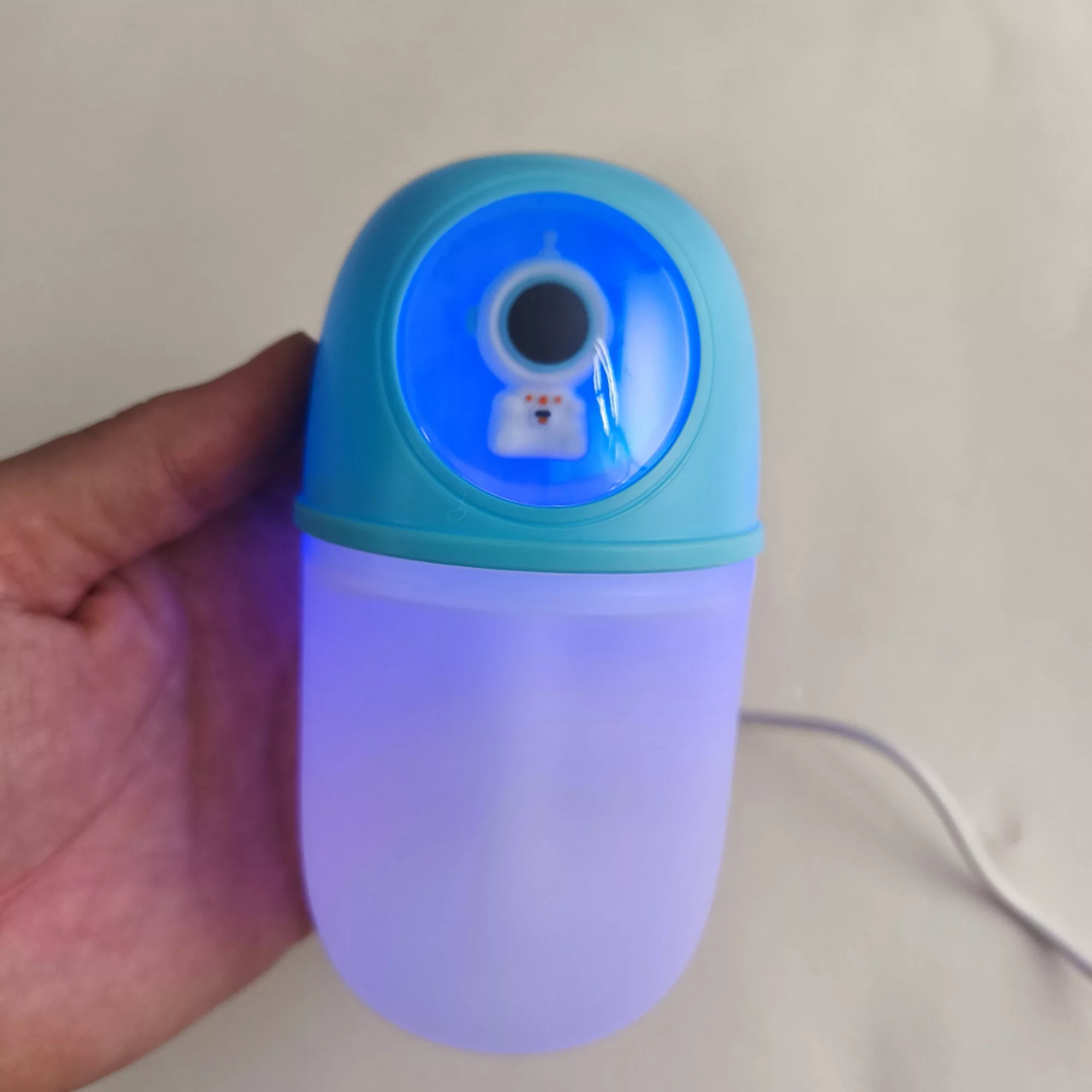 دستگاه بخور سرد مدل فضانورد