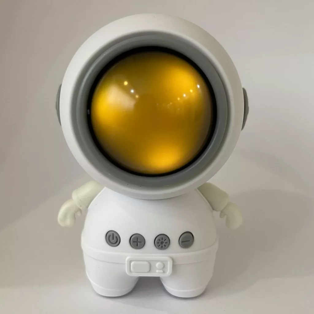 اسپیکر بلوتوثی مدل فضانورد k09