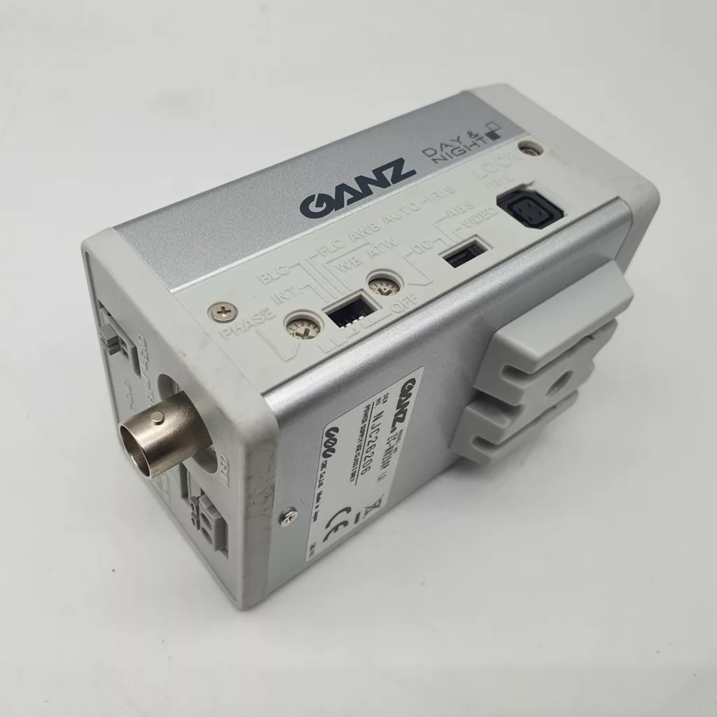 دوربین مداربسته آنالوگ گنز مدل ZC-NH258P