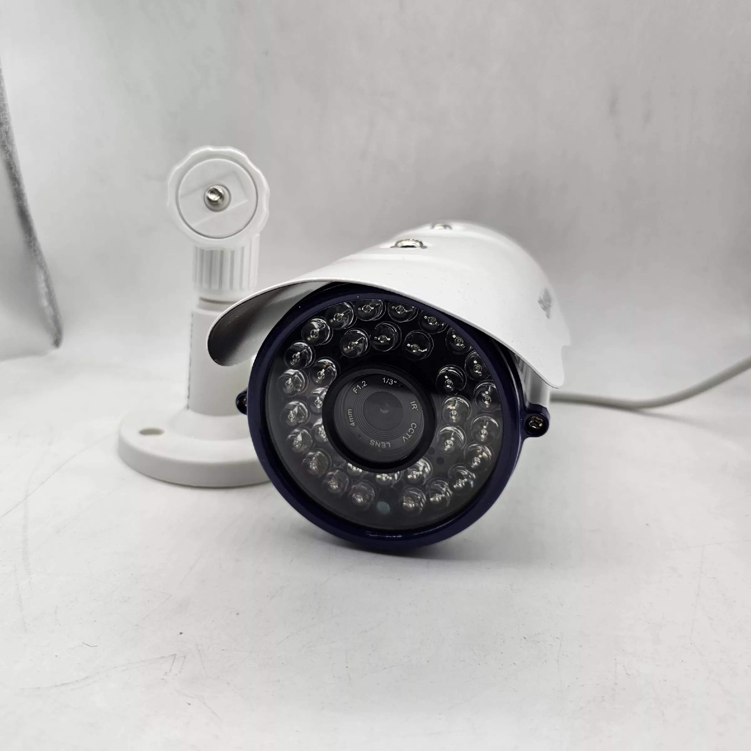 دوربین مداربسته آنالوگ اسکای ویژن مدل SK-2333E