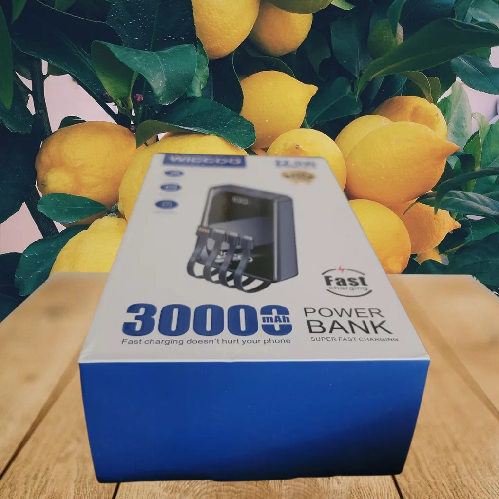 پاوربانک مدل WICC00 22.5W ظرفیت 30000 میلی آمپر ساعت