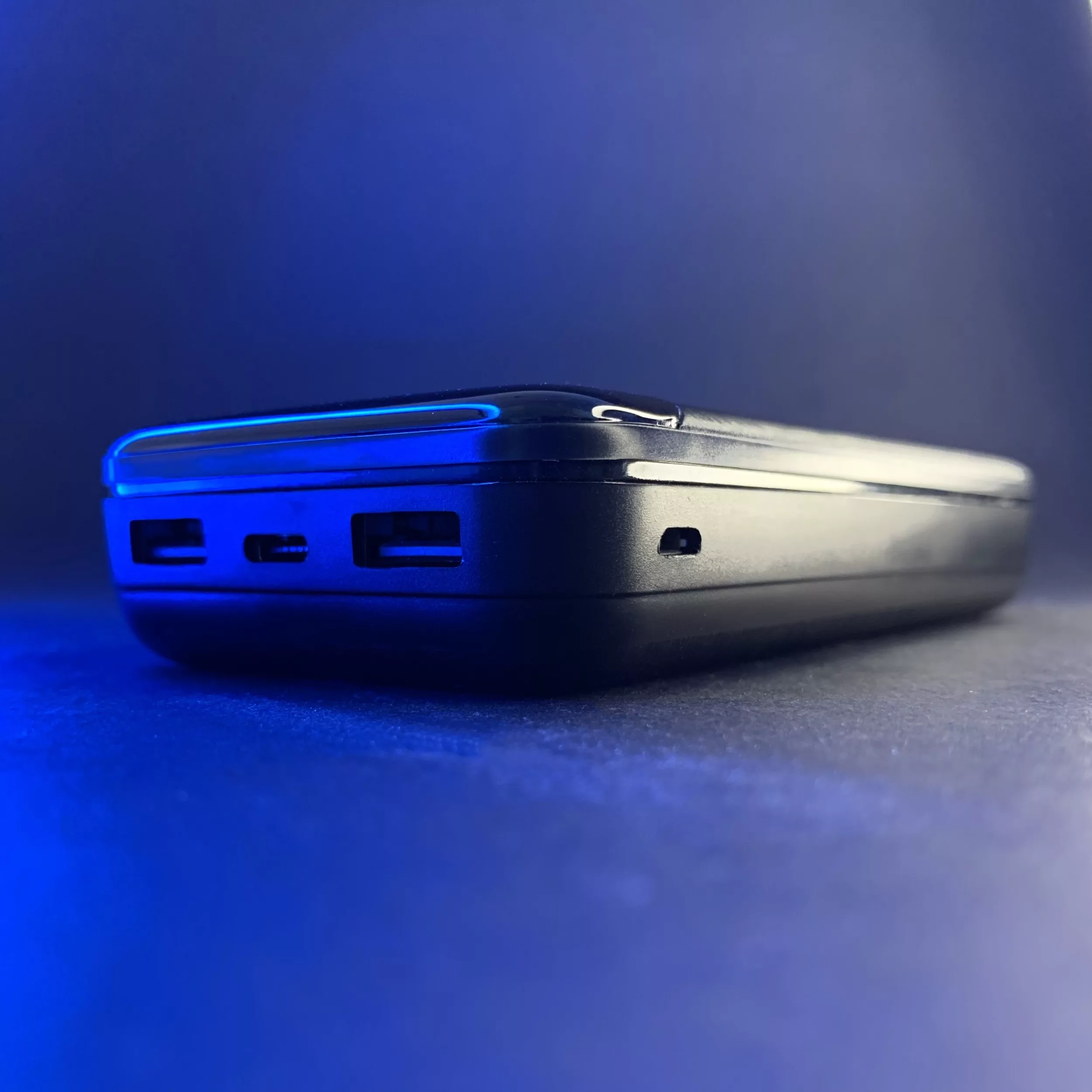 پاوربانک ریمکس دبلیو کی دیزاین مدل WP-163 ظرفیت 20000 میلی آمپرساعت