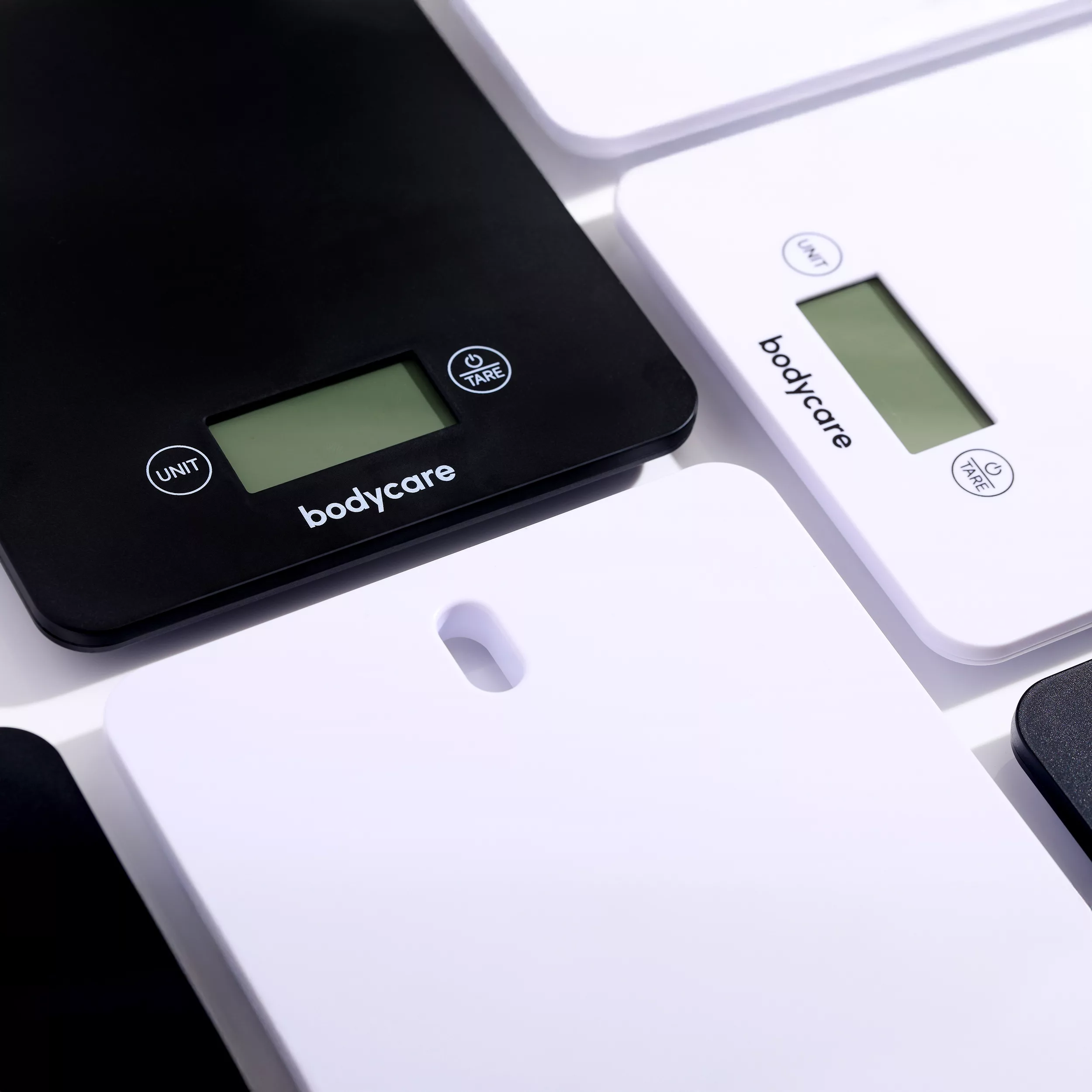 ترازوی آشپزخانه بادی کر مدل BKS001