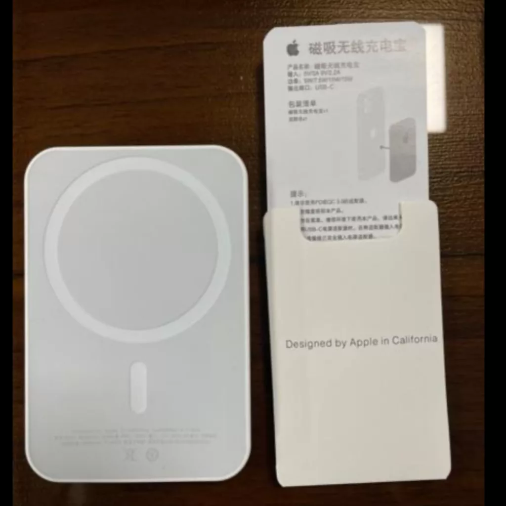 پاوربانک مدل MagSafe ظرفیت 5000 میلی‌ آمپر ساعت