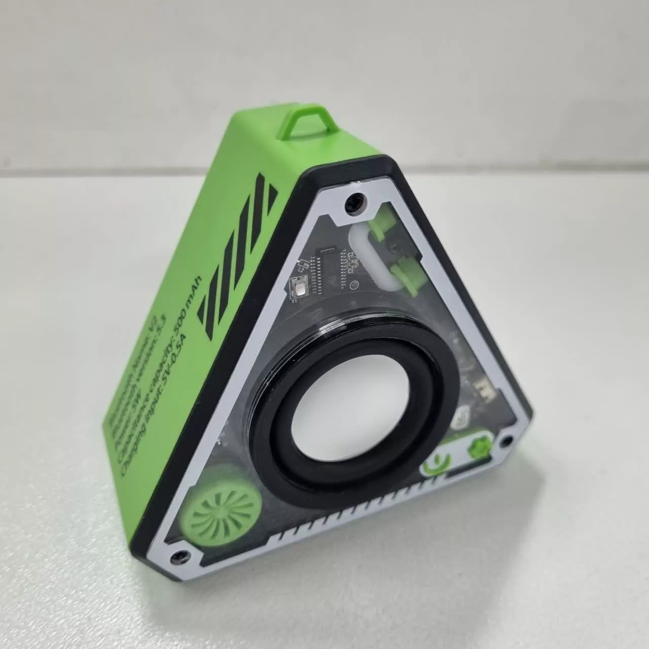 اسپیکر بلوتوثی قابل حمل مدل V2 Portable