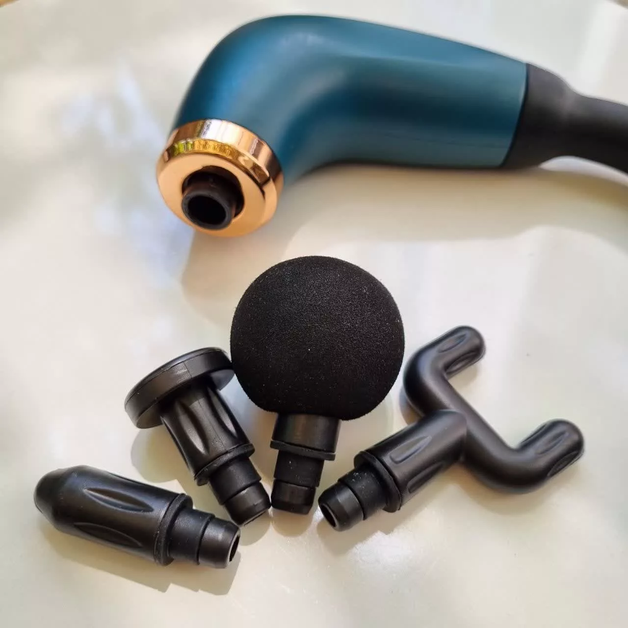 ماساژور برقی مدل fascial gun