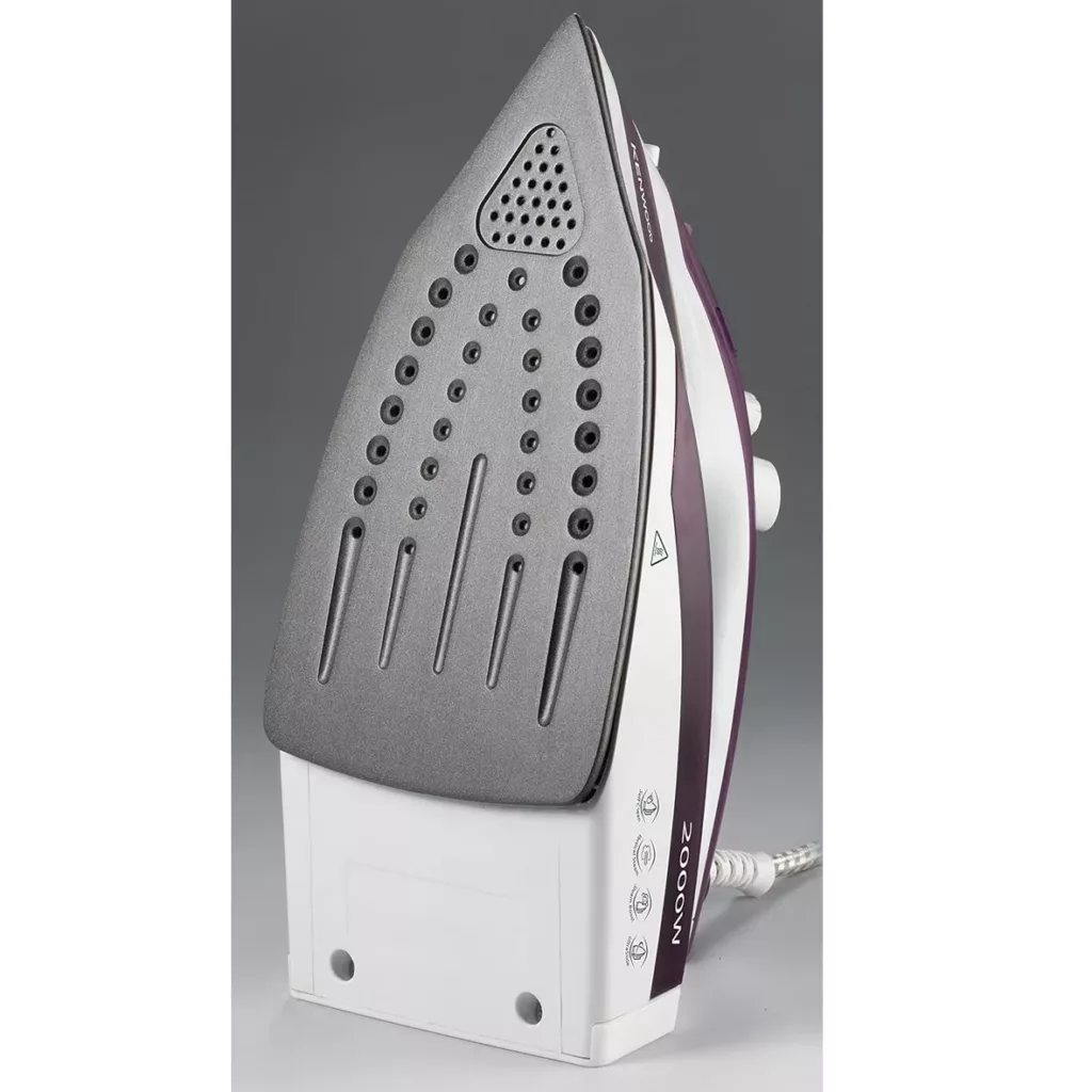 اتو بخار 2000 وات کنوود مدل STP40