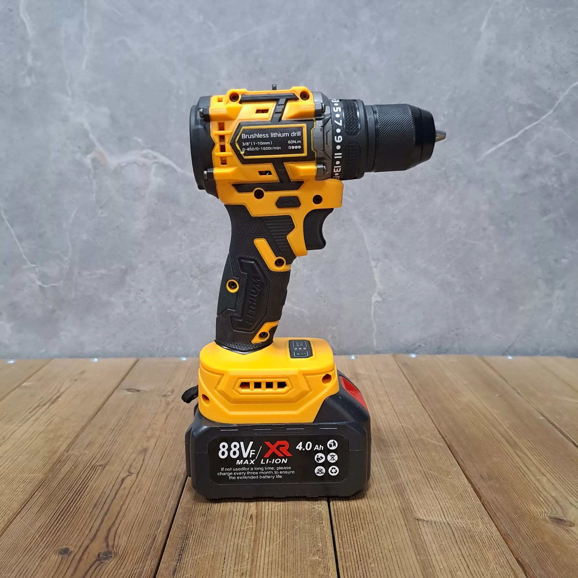 مجموعه 28 عددی دریل پیچ گوشتی شارژی براشلس صنعتی نیو پاور مدل  JAPAN _ TECHNOLOGY